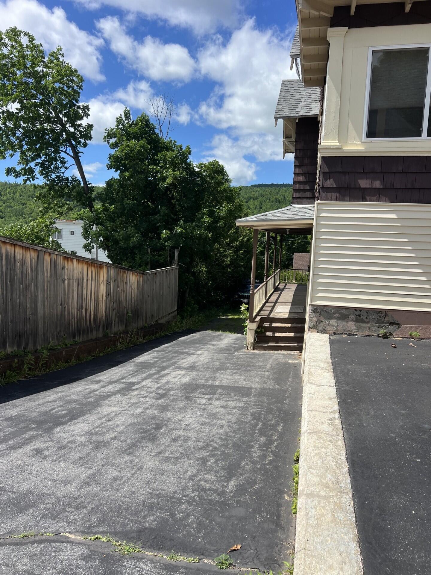 315-317 Pine Street Property Photo 5