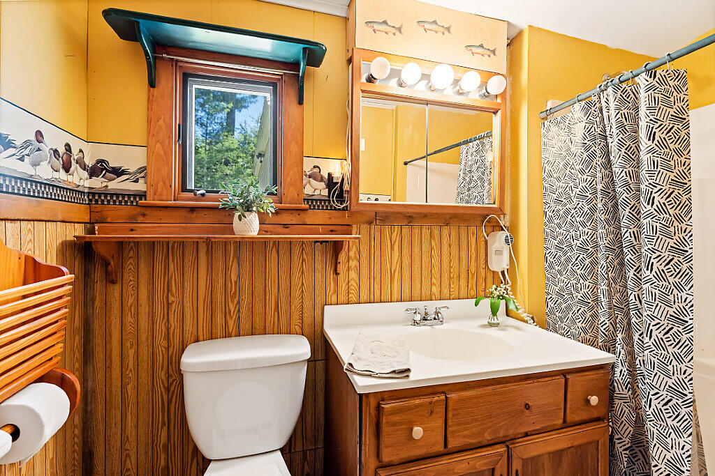 18 Thurston Drive Property Photo 9