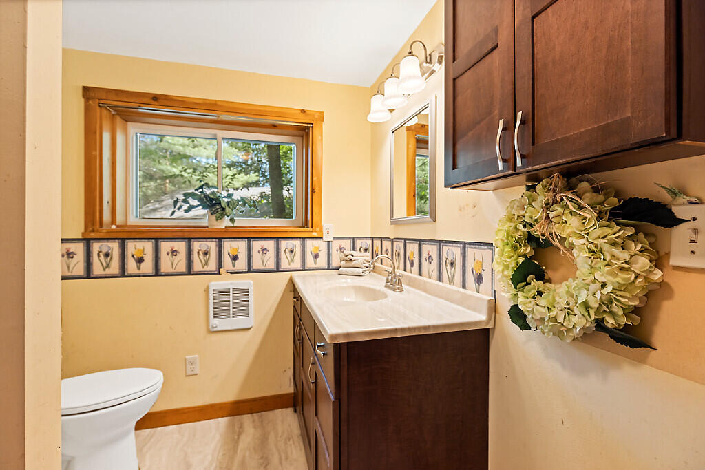 18 Thurston Drive Property Photo 19