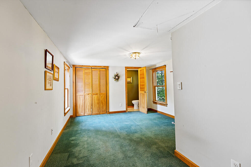 18 Thurston Drive Property Photo 28