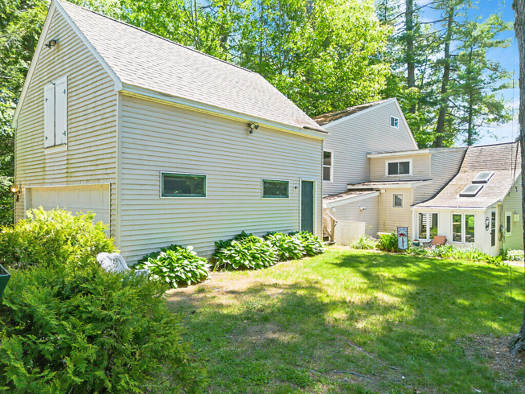 18 Thurston Drive Property Photo 44