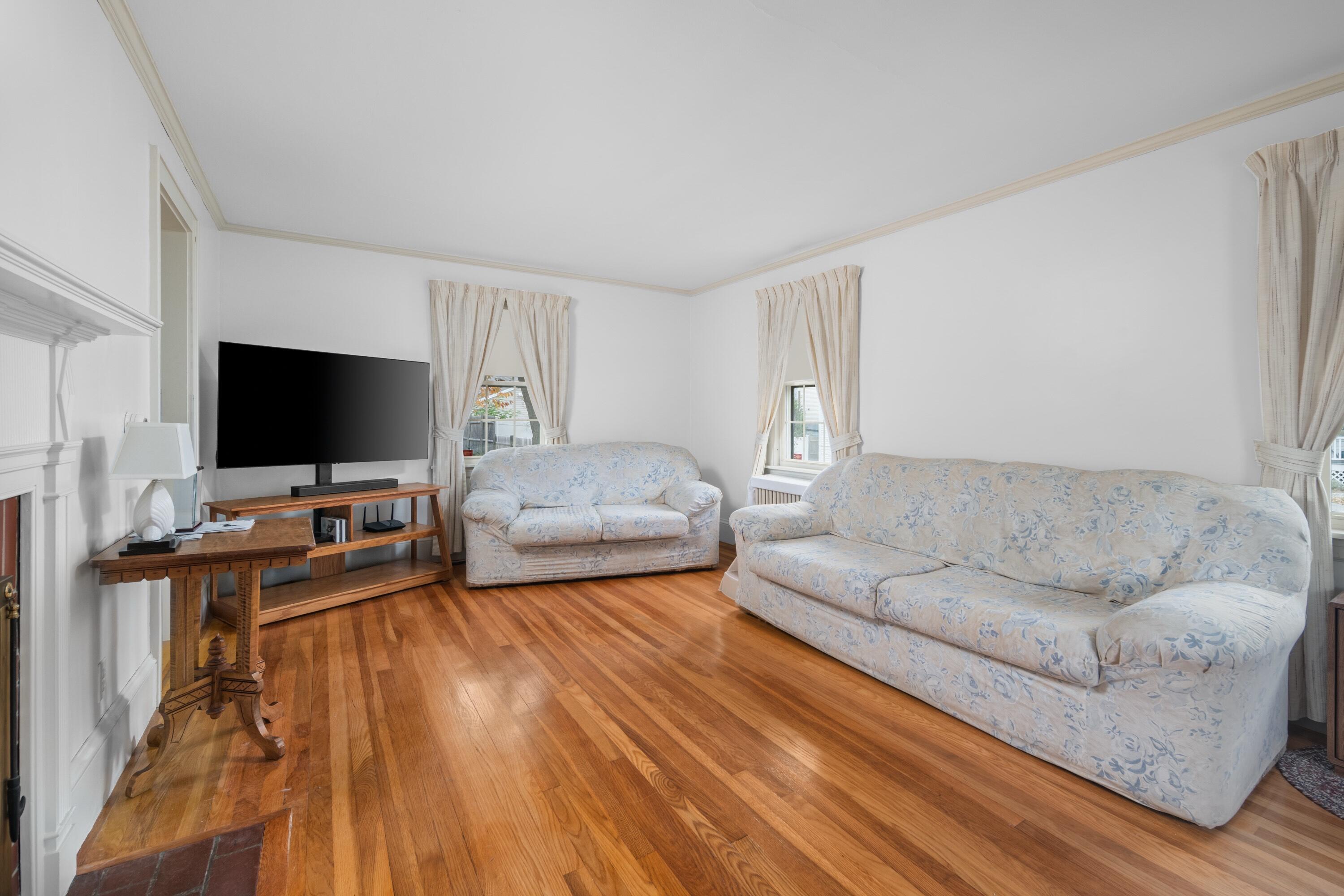66 Graham Street Property Photo 8