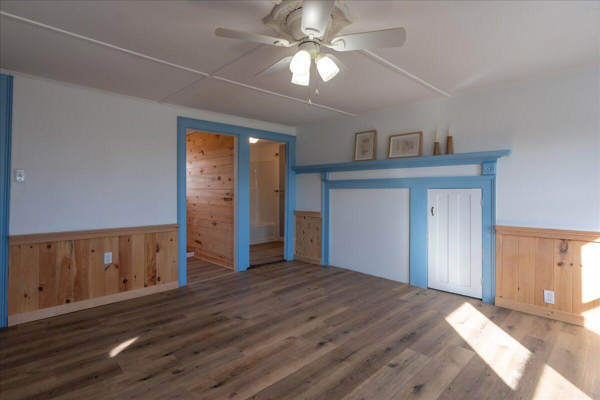 585 Waldoboro Road Property Photo 9