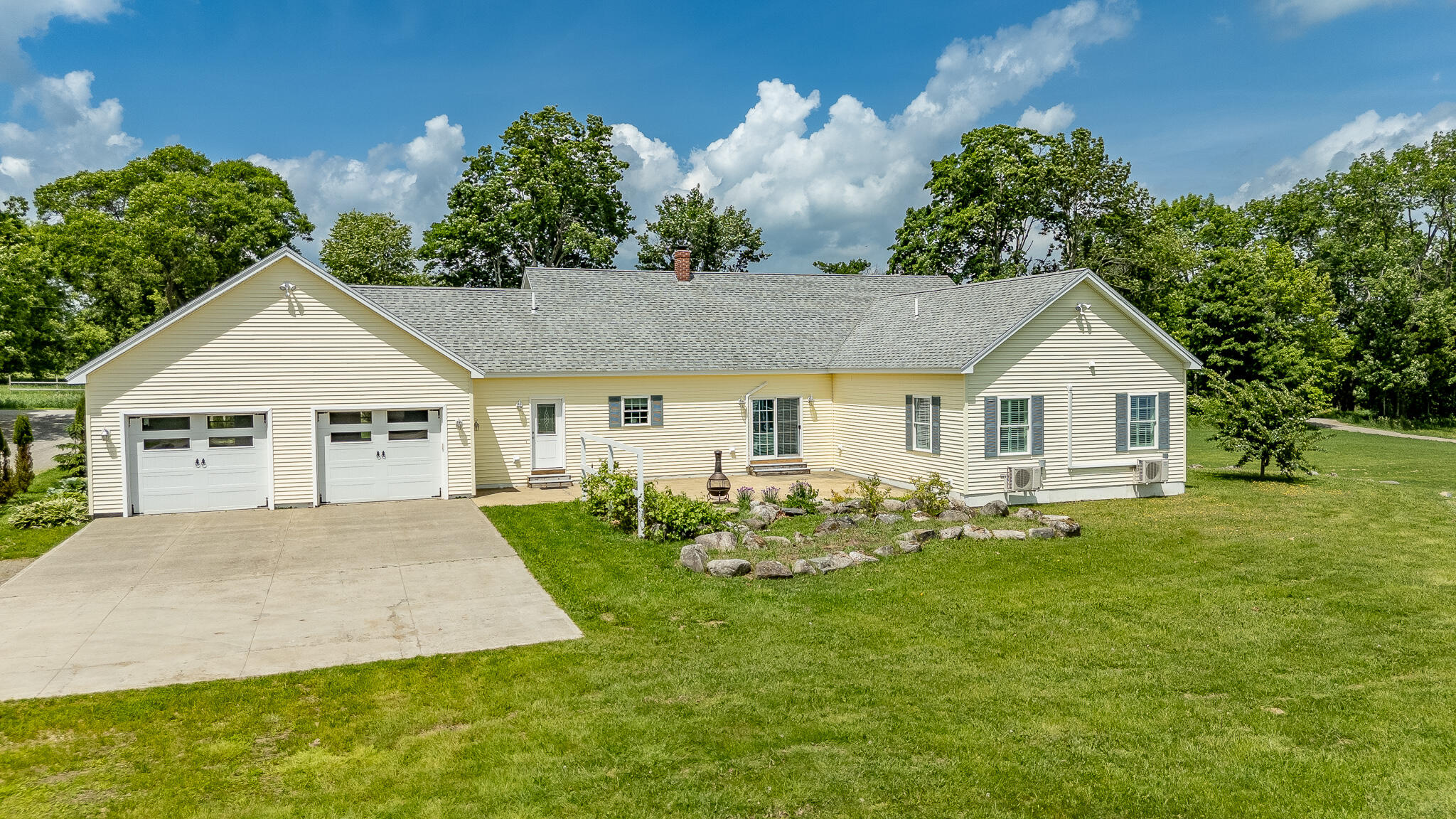 585 Charleston Road Property Photo 1