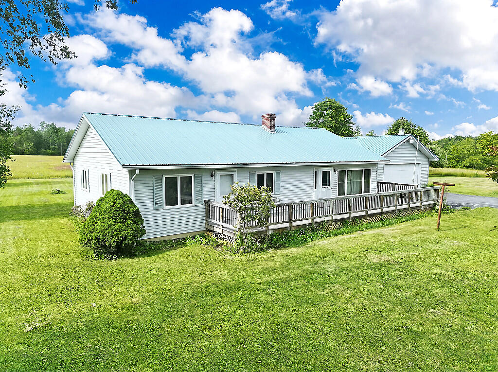 445 Lewiston Road Property Photo 1