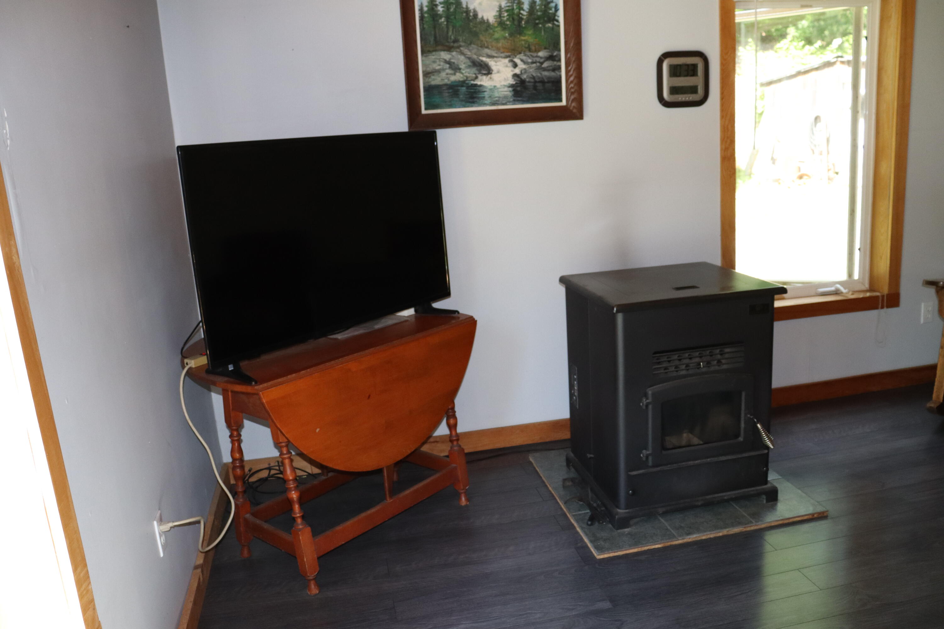 385 Water Street Property Photo 12