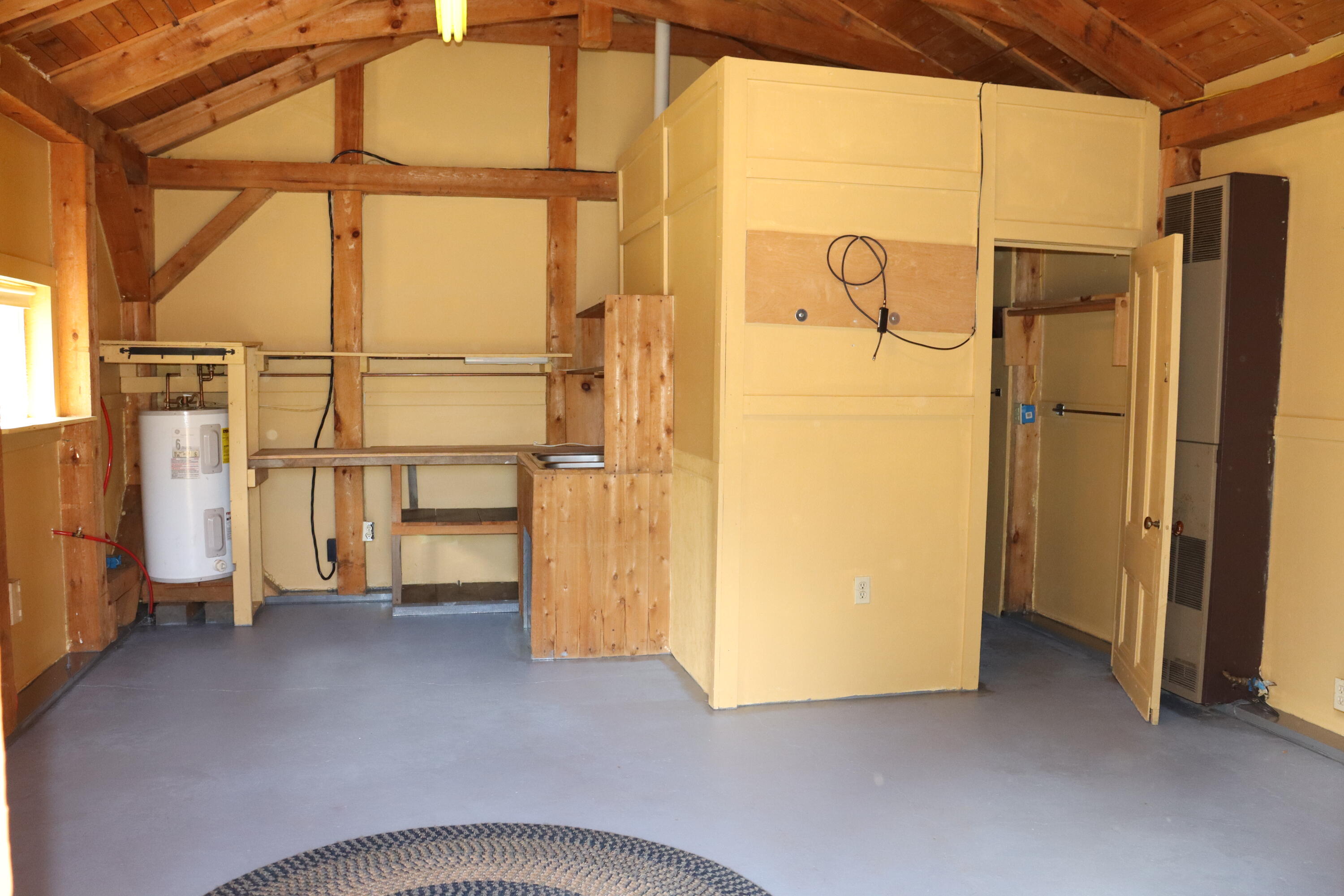 385 Water Street Property Photo 32