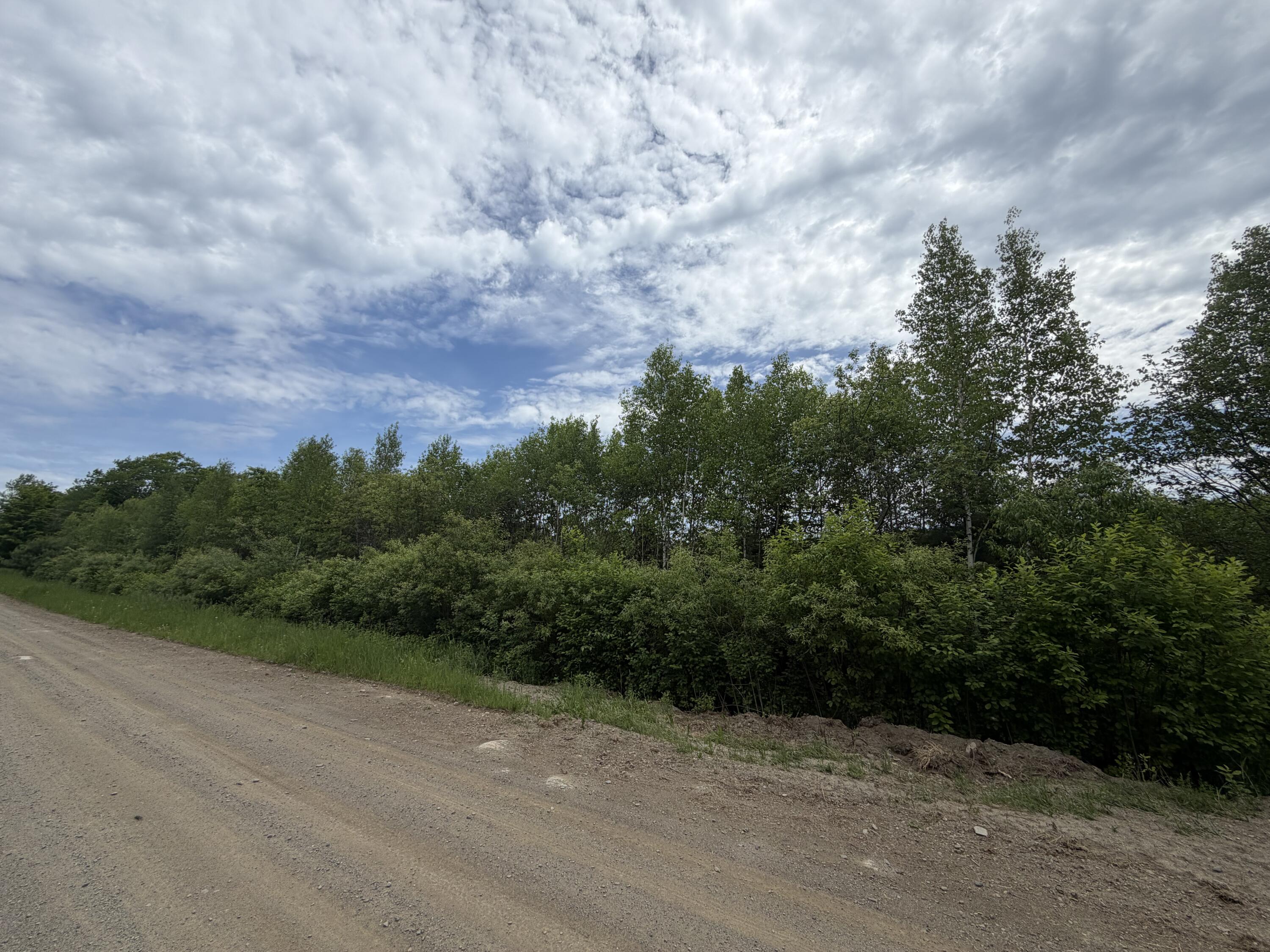 M7 L6a Osgood Road Property Photo 2