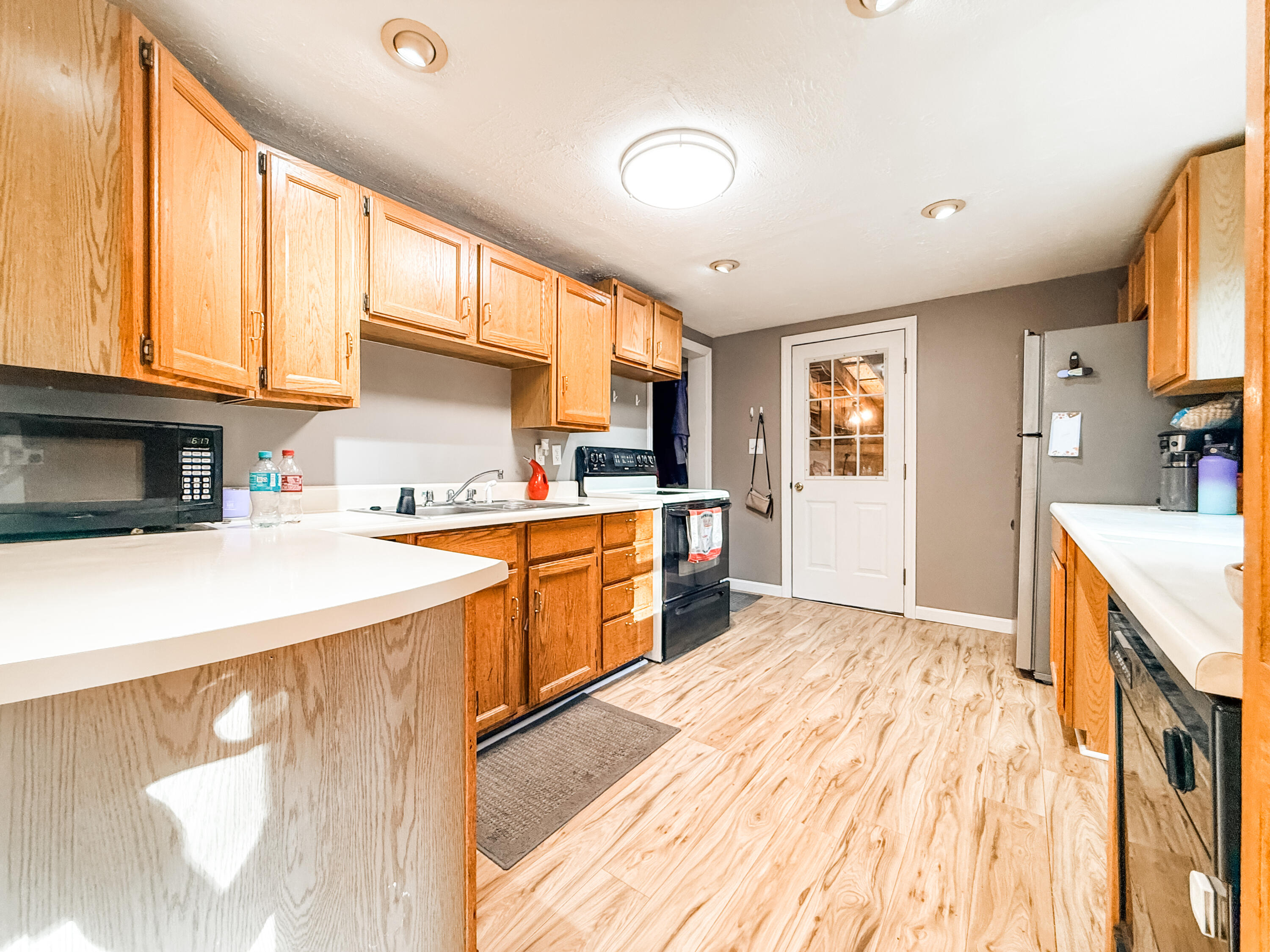 12 Winchester Street Property Photo 16