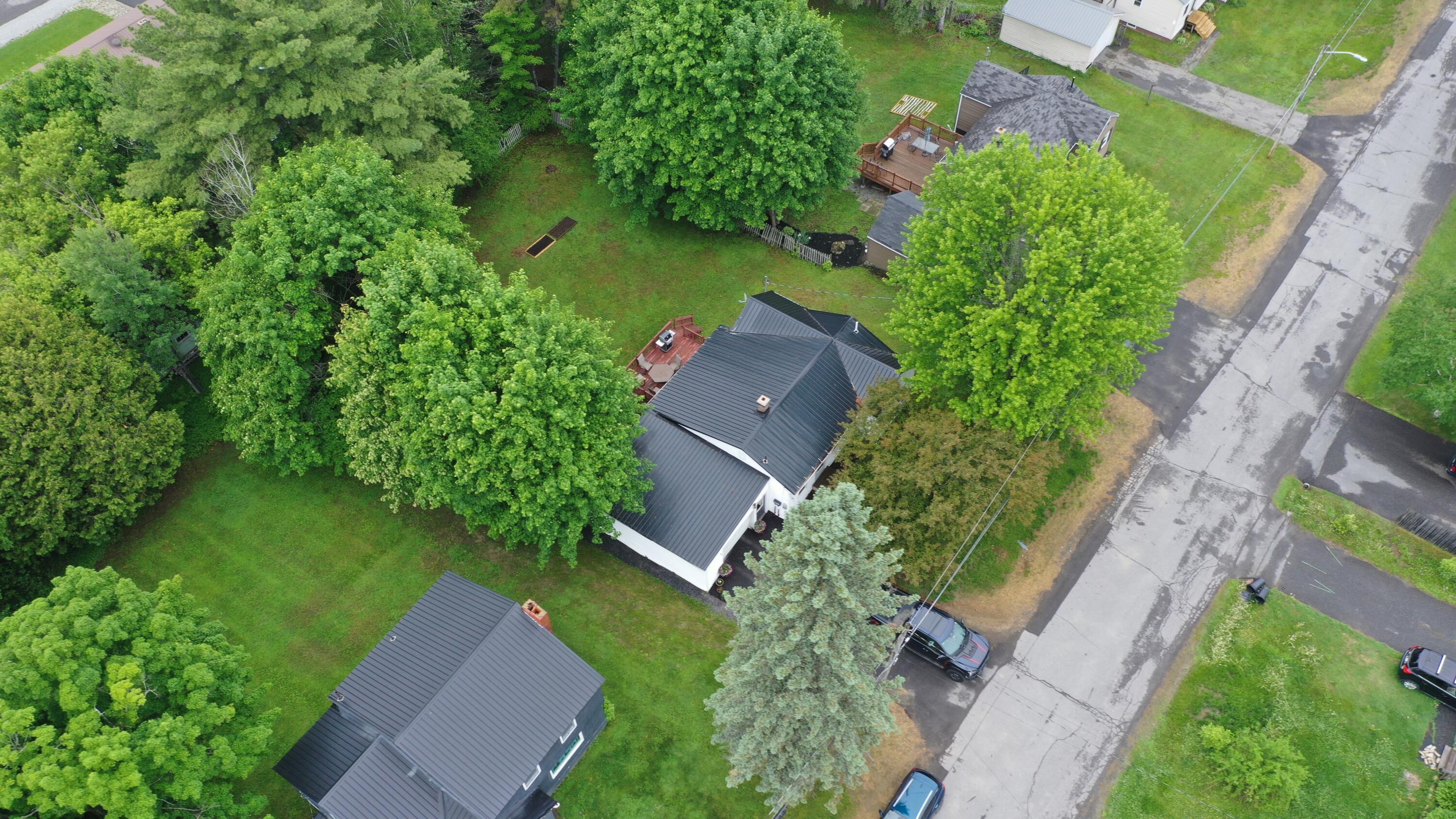 12 Winchester Street Property Photo 35