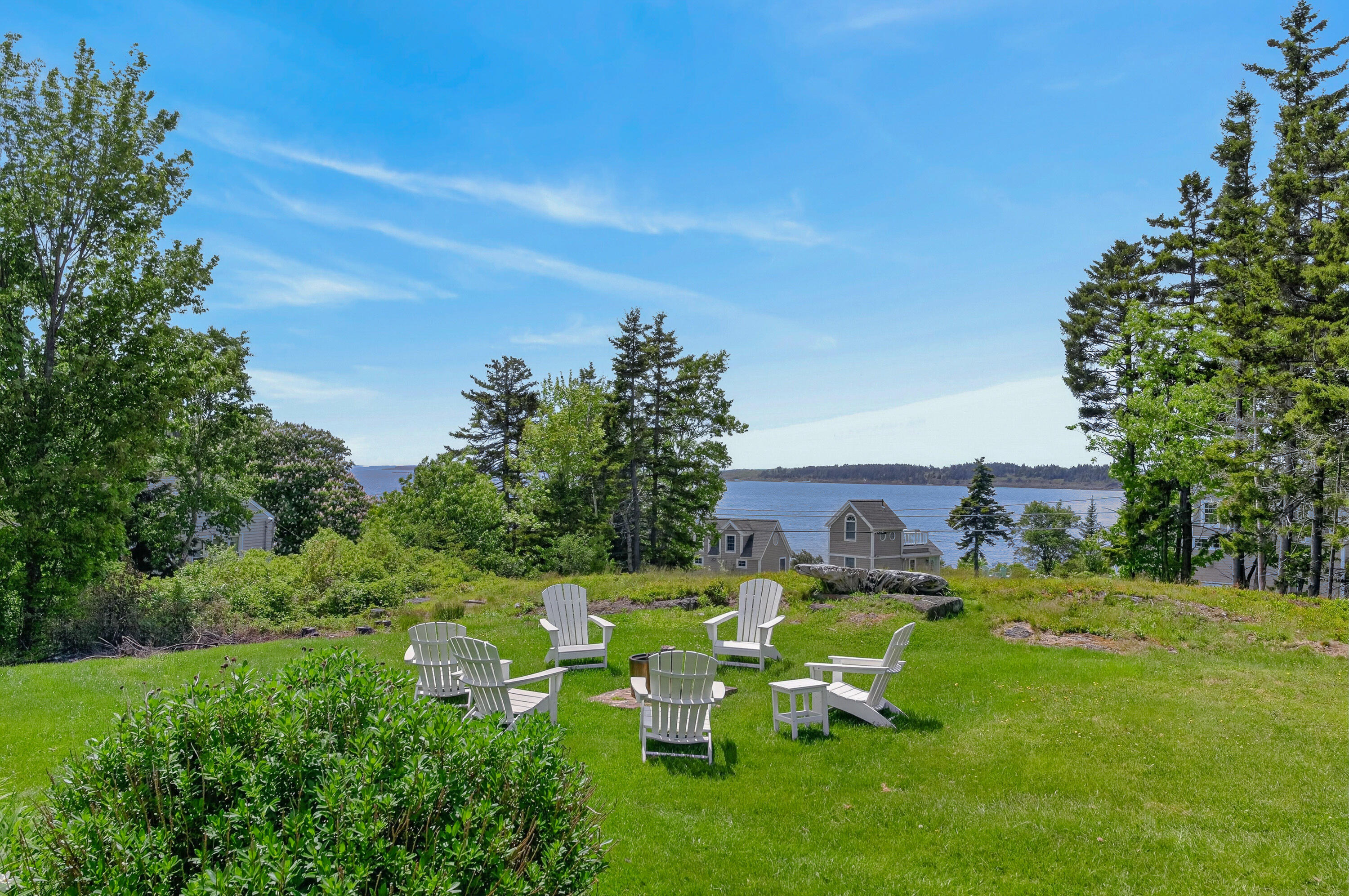 2319 Harpswell Island Road Property Photo 6