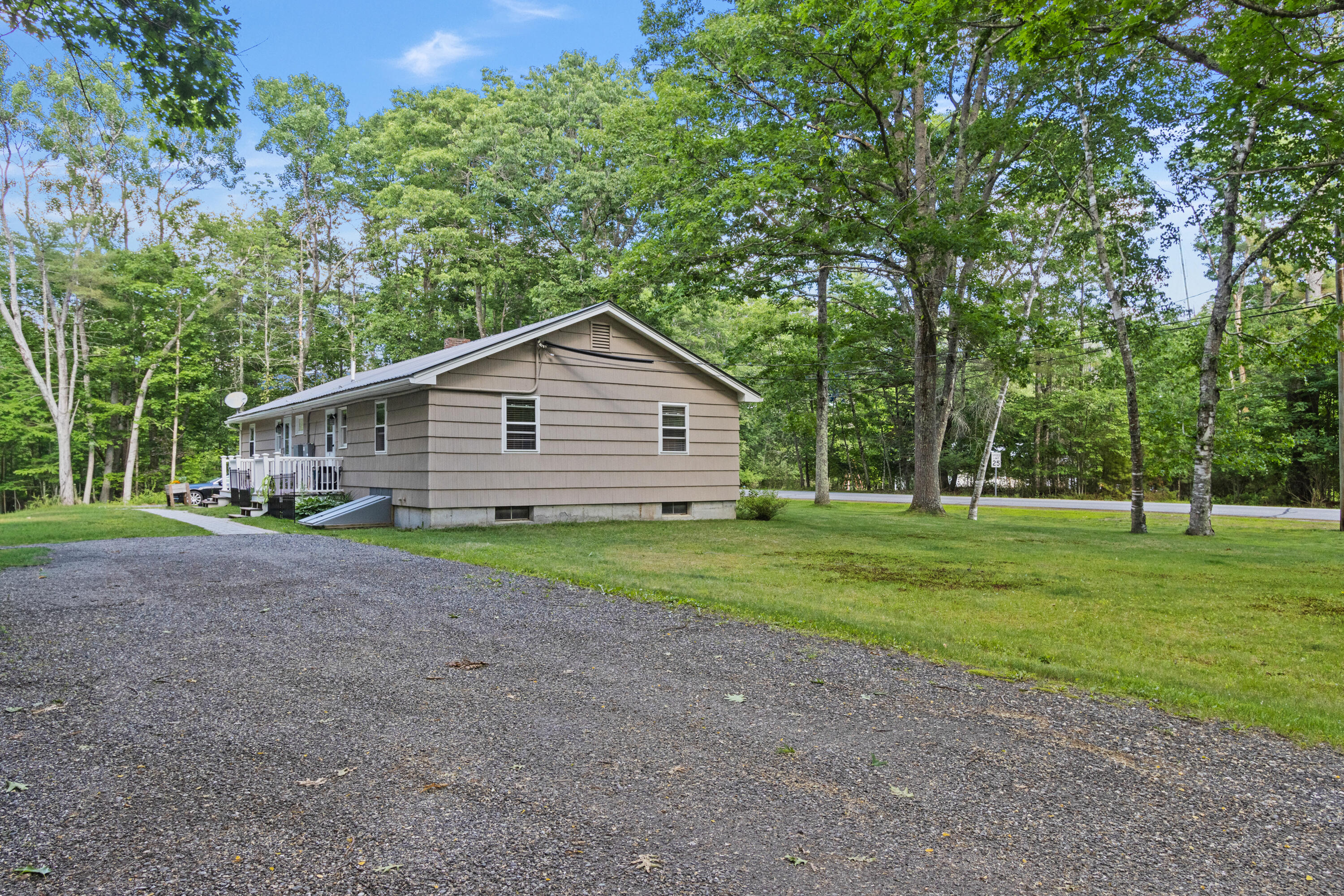 607 Granite Street Property Photo 5