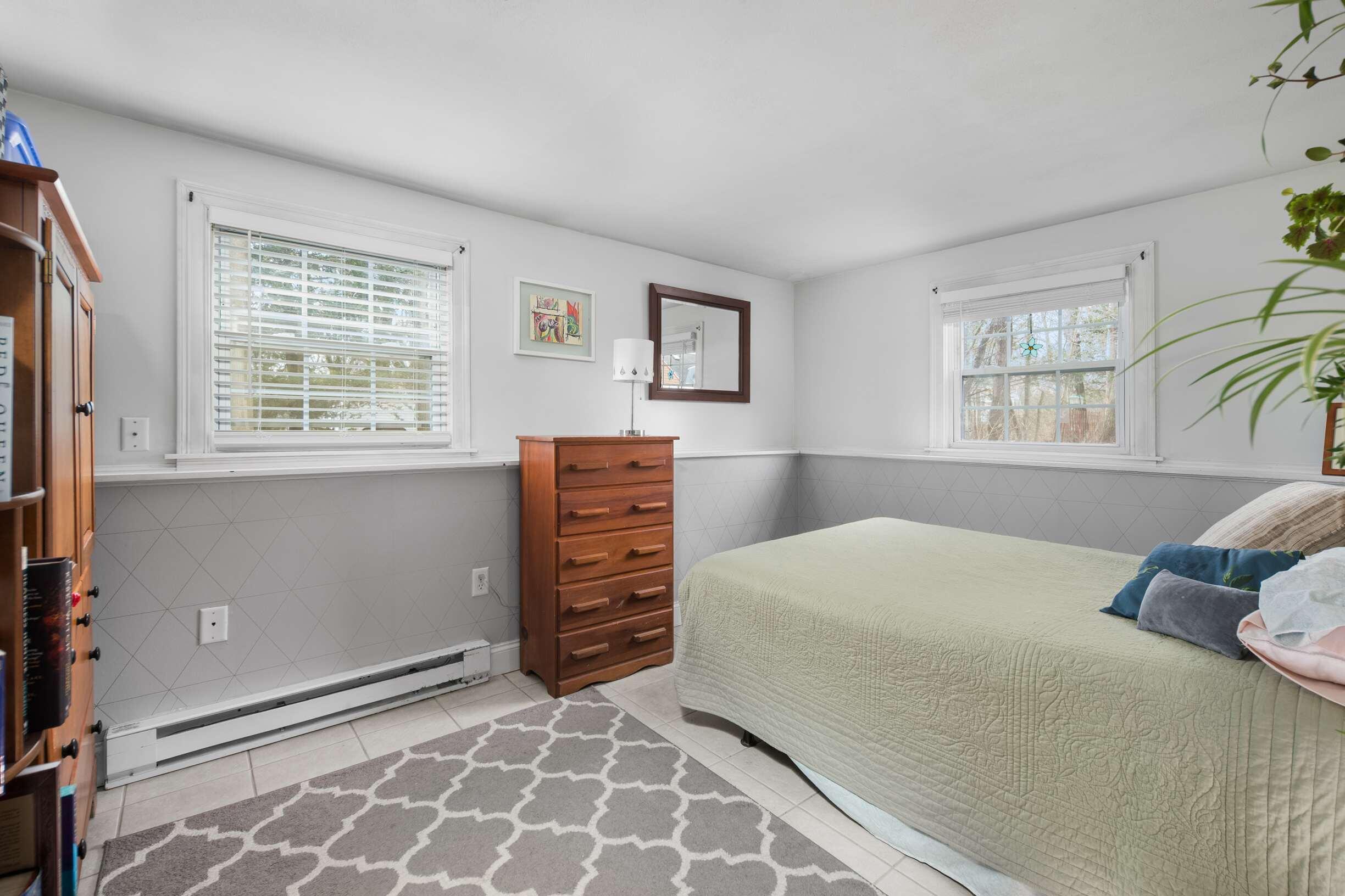 11 Carriage Hill Road B Property Photo 8