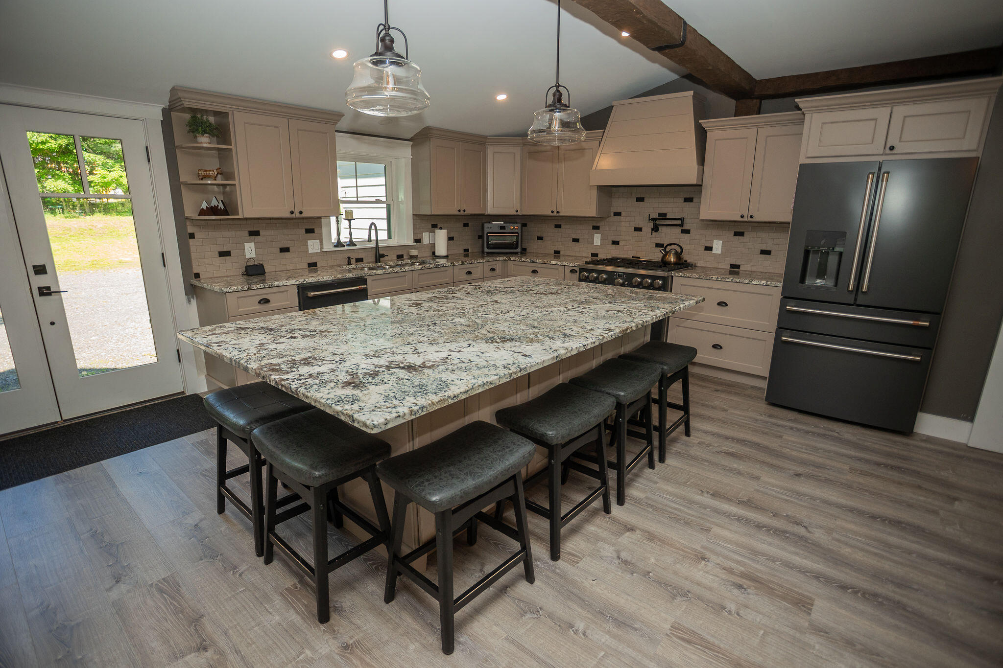 36 Pleasant Street Property Photo 13