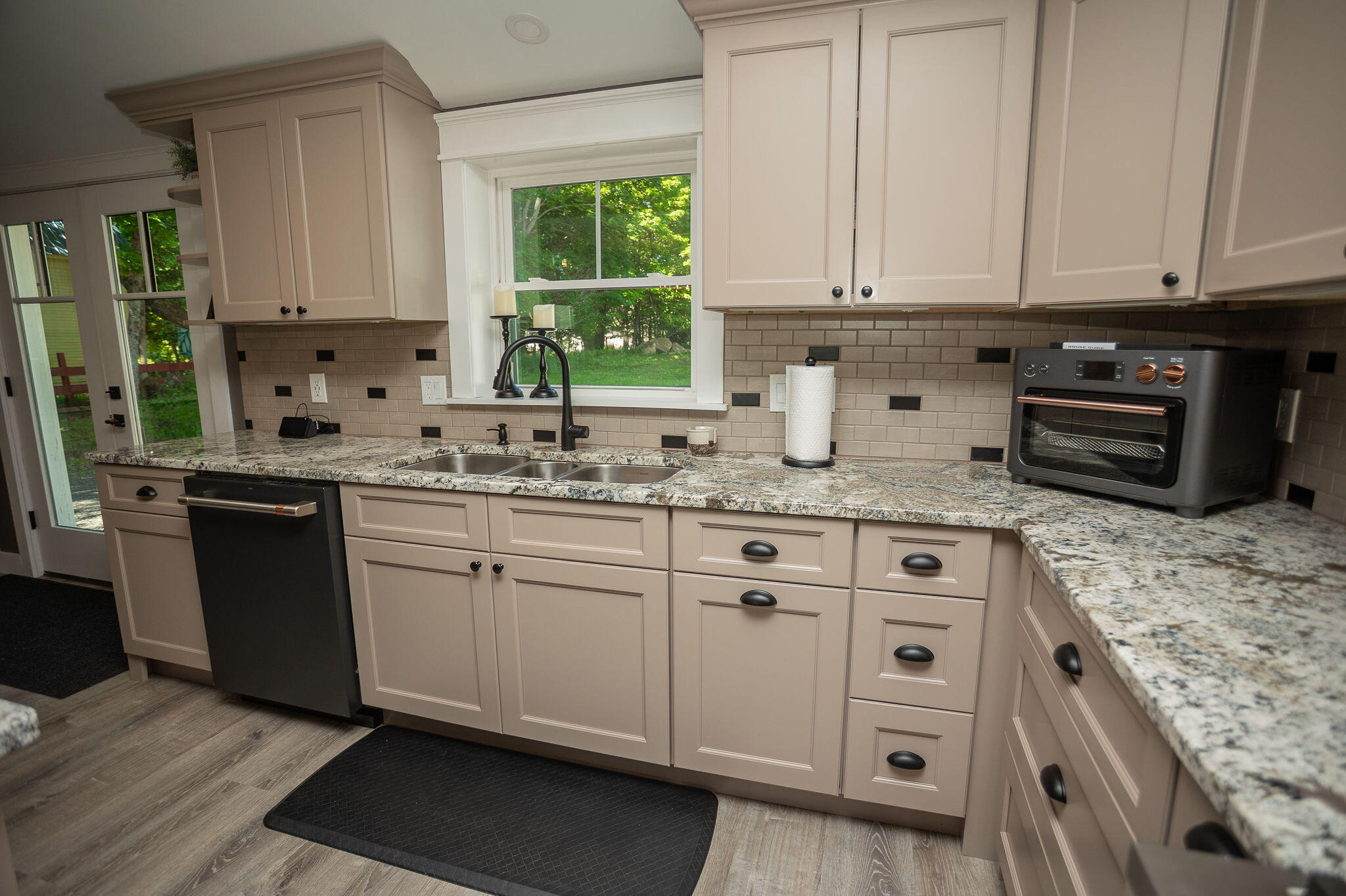 36 Pleasant Street Property Photo 17