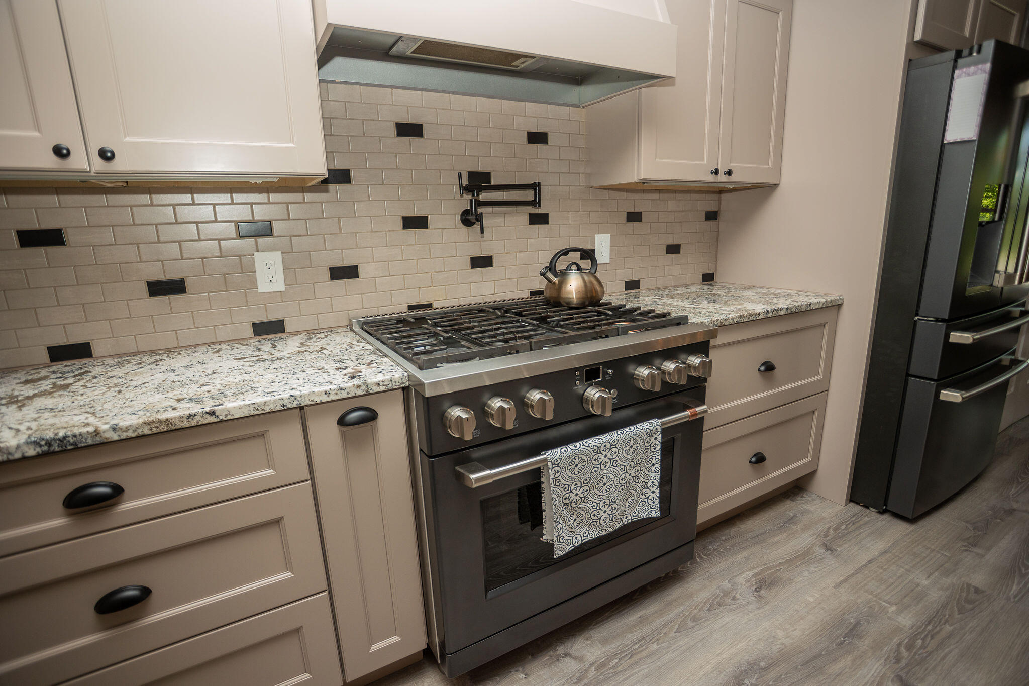 36 Pleasant Street Property Photo 18
