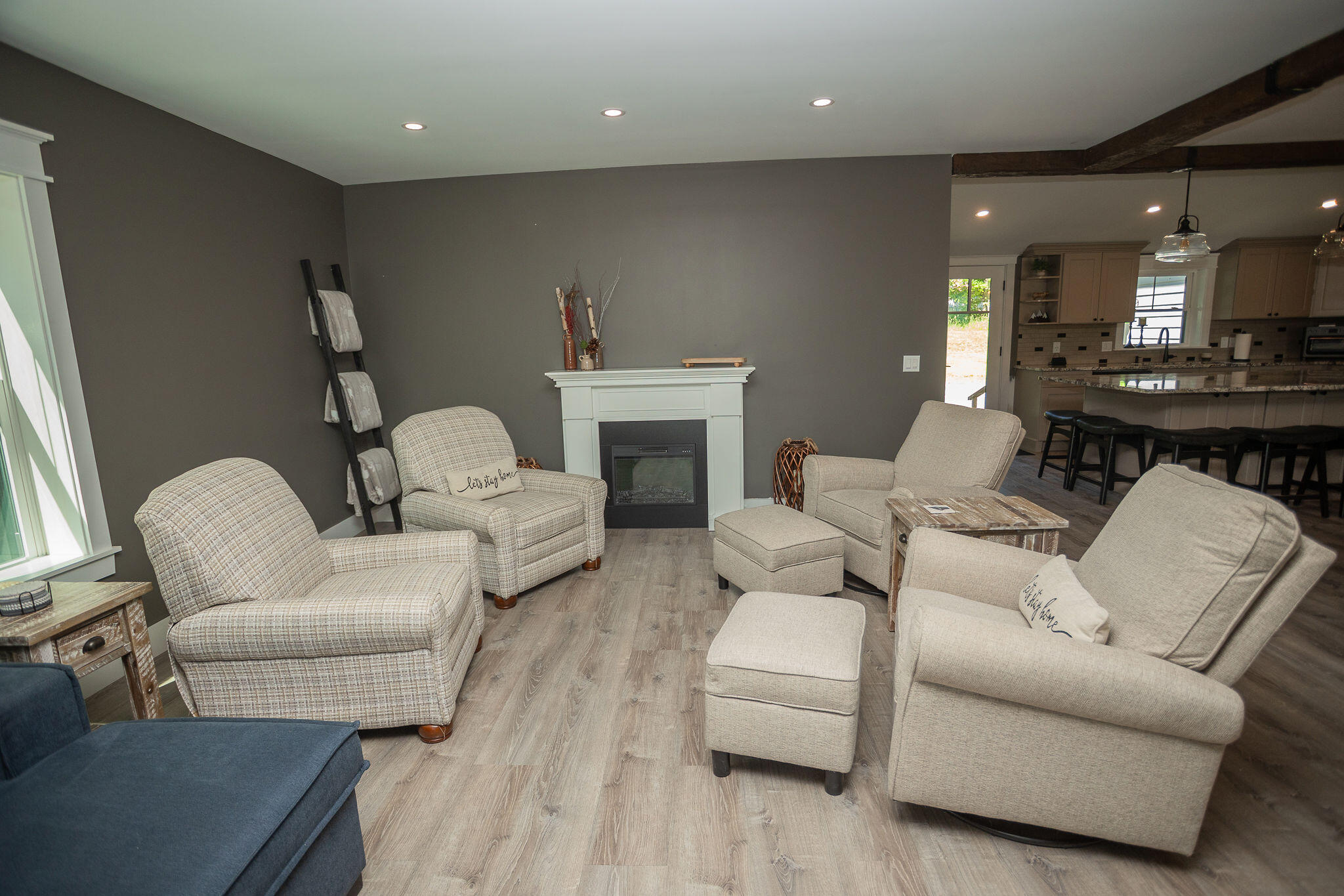 36 Pleasant Street Property Photo 22