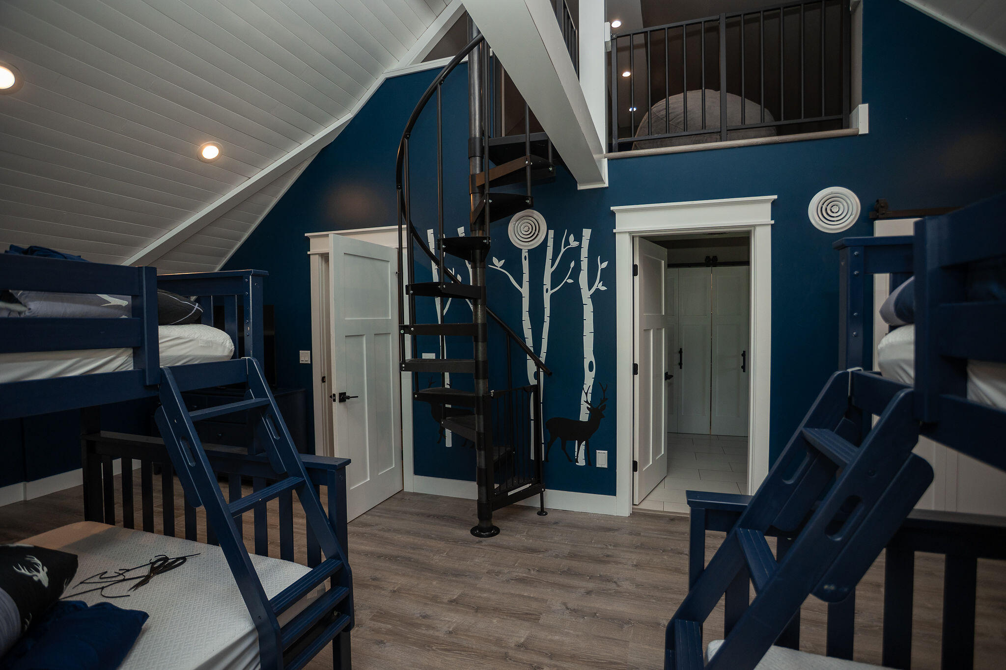 36 Pleasant Street Property Photo 51