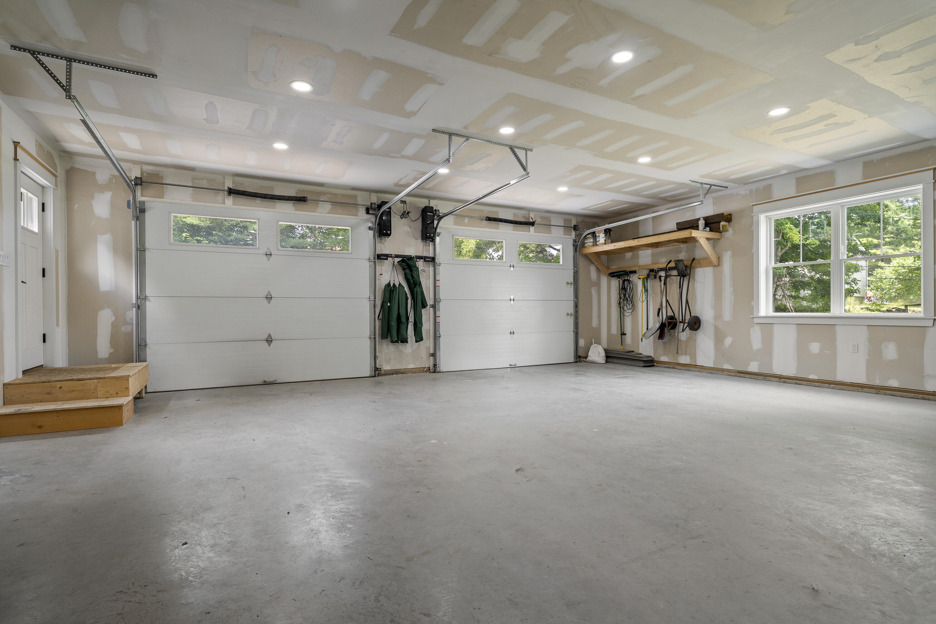 36 Pleasant Street Property Photo 180