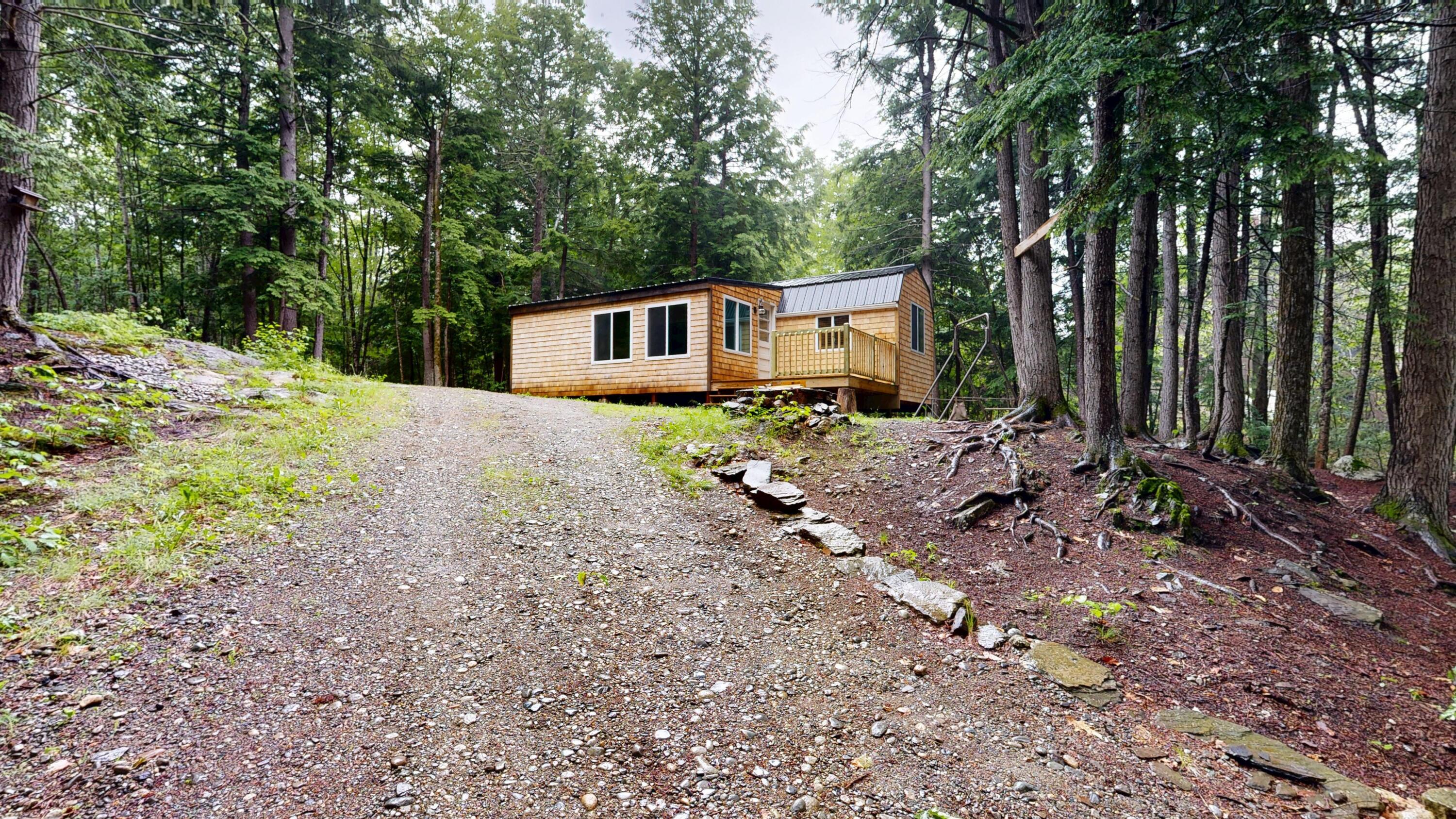 29 N Lakeview Drive Property Photo 1