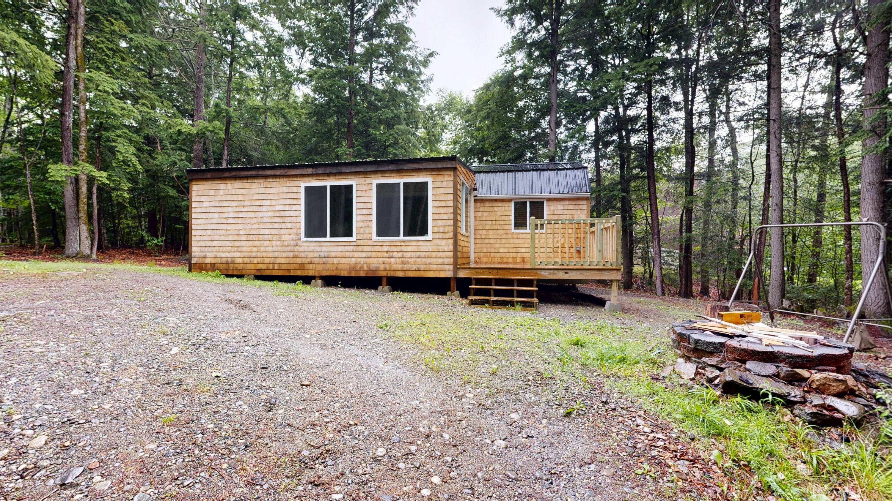 29 N Lakeview Drive Property Photo 2