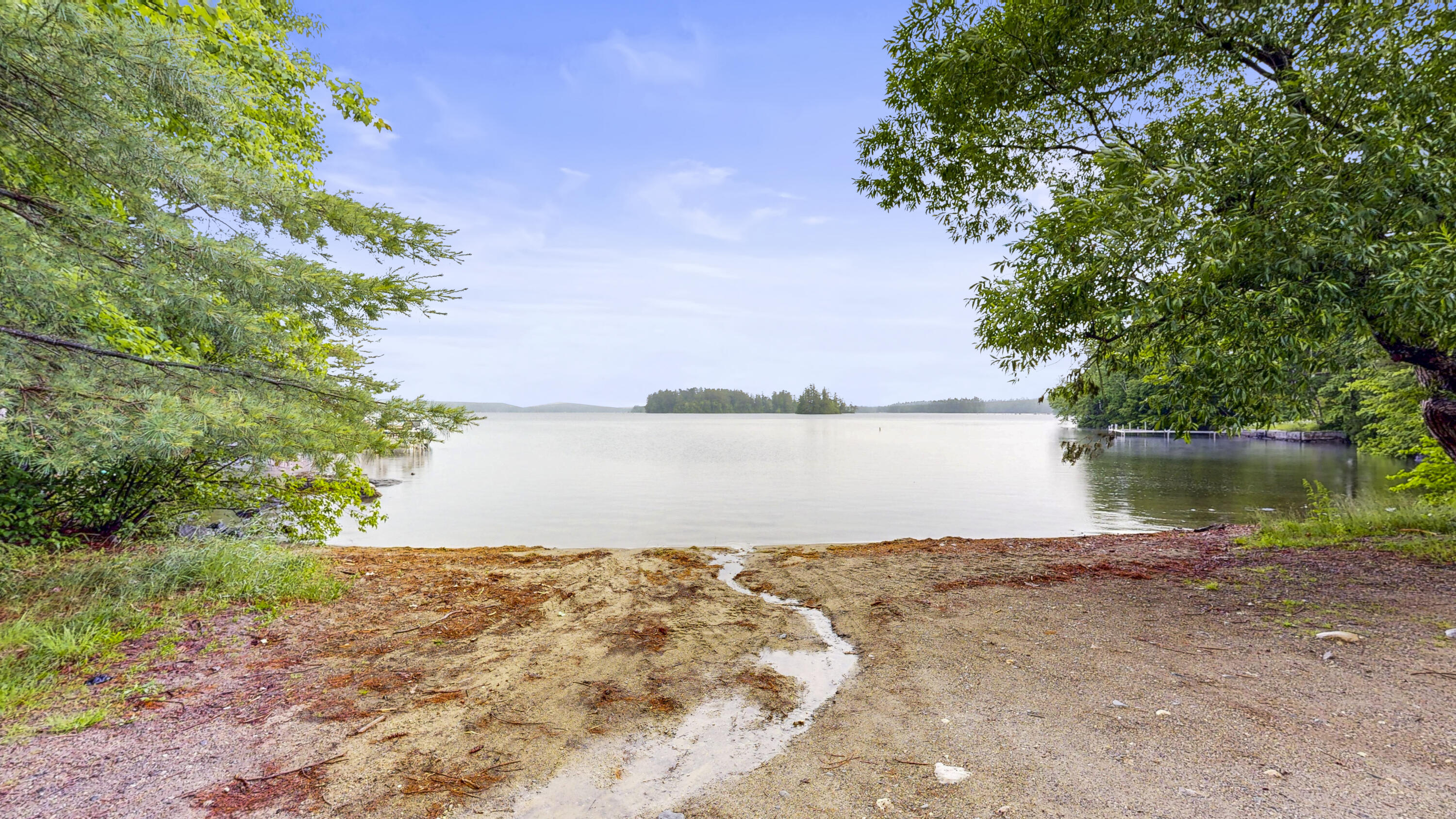 29 N Lakeview Drive Property Photo 3