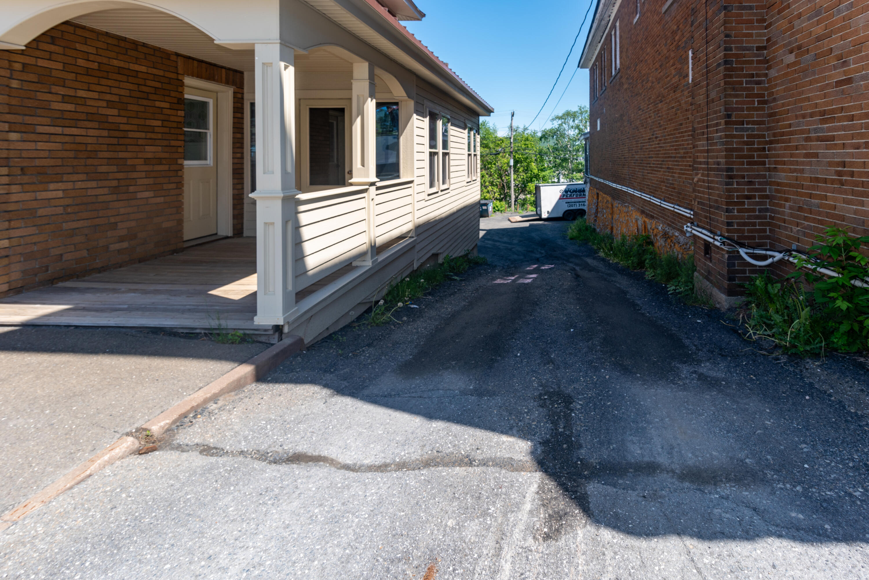 324 Main Street Property Photo 5