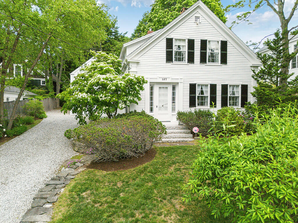 157 Russell Avenue Property Photo 1