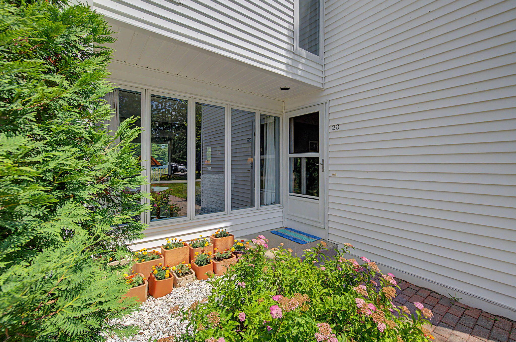 23 Clifford Road 17 Property Photo 45