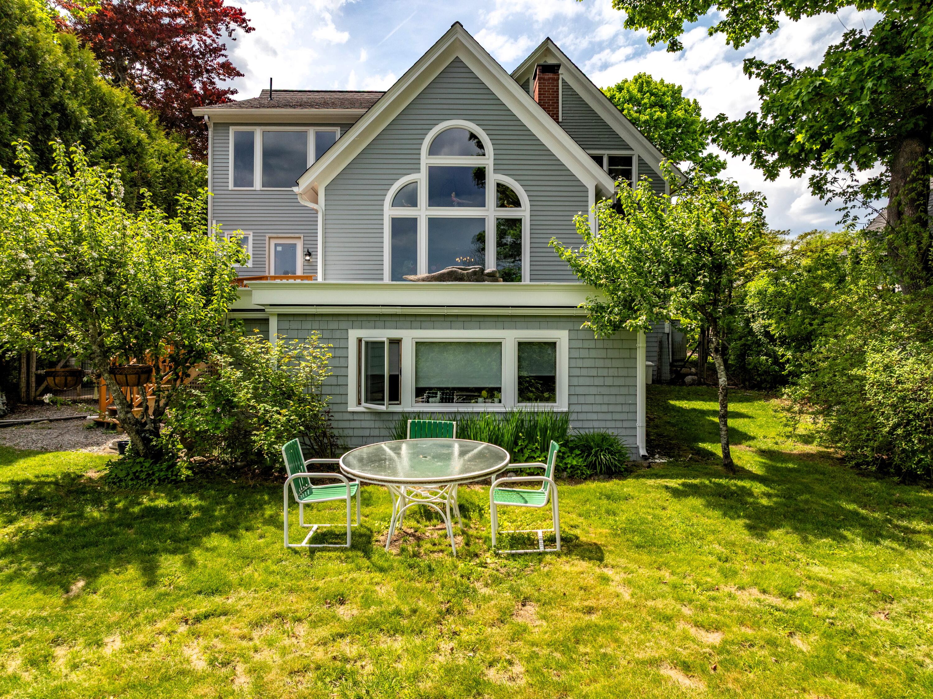 29 Spruce Street Property Photo 1