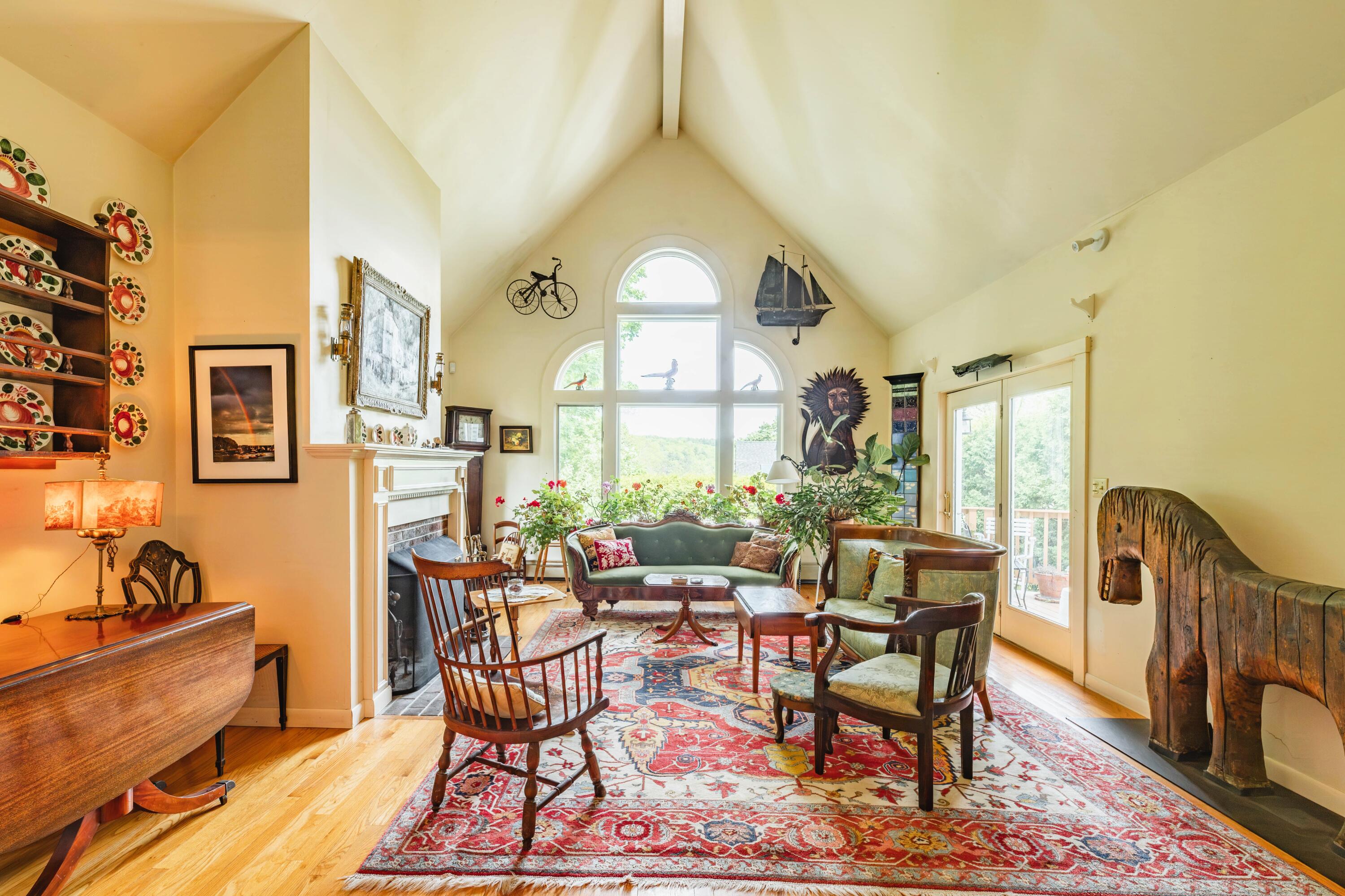 29 Spruce Street Property Photo 3