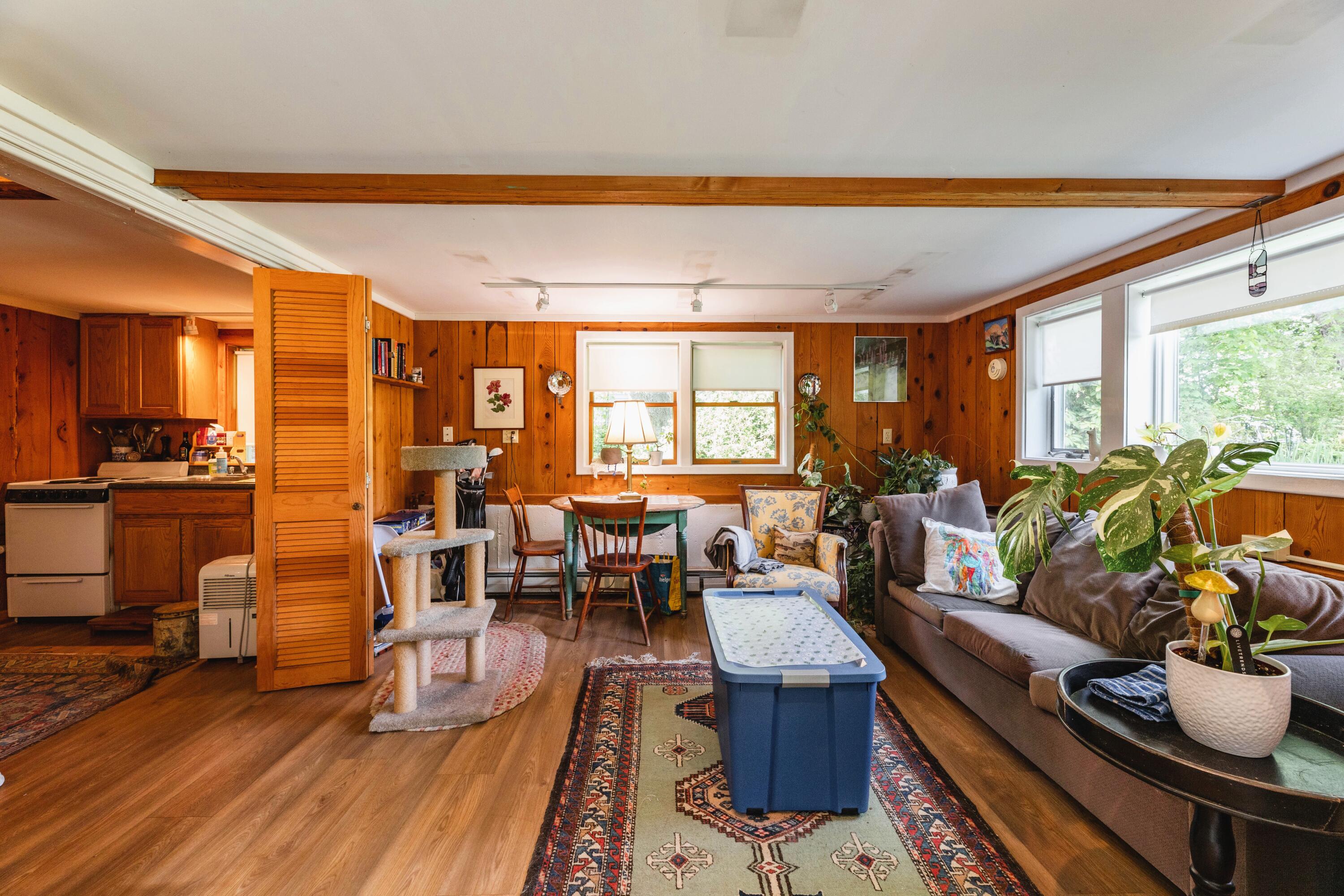 29 Spruce Street Property Photo 10