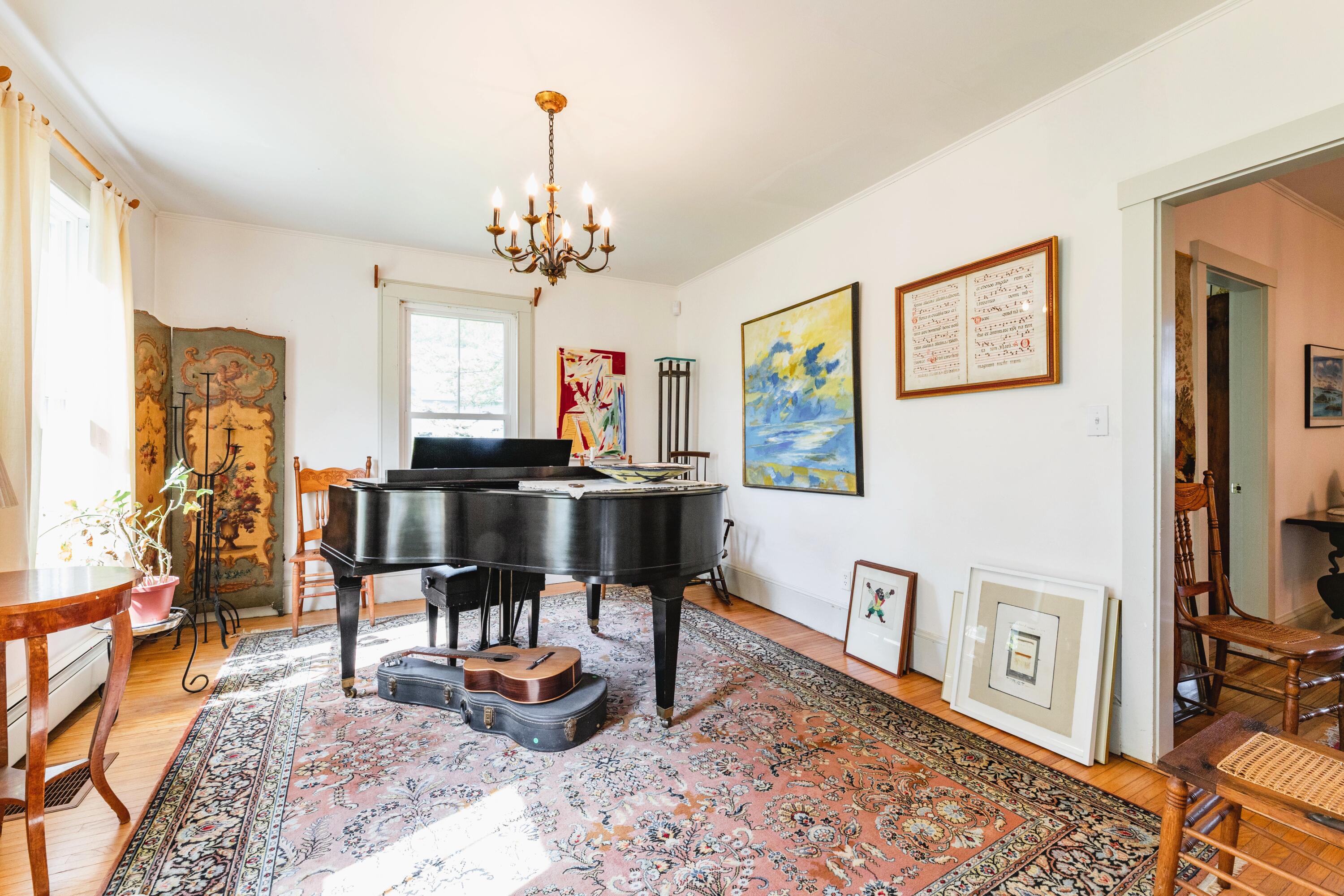 29 Spruce Street Property Photo 32