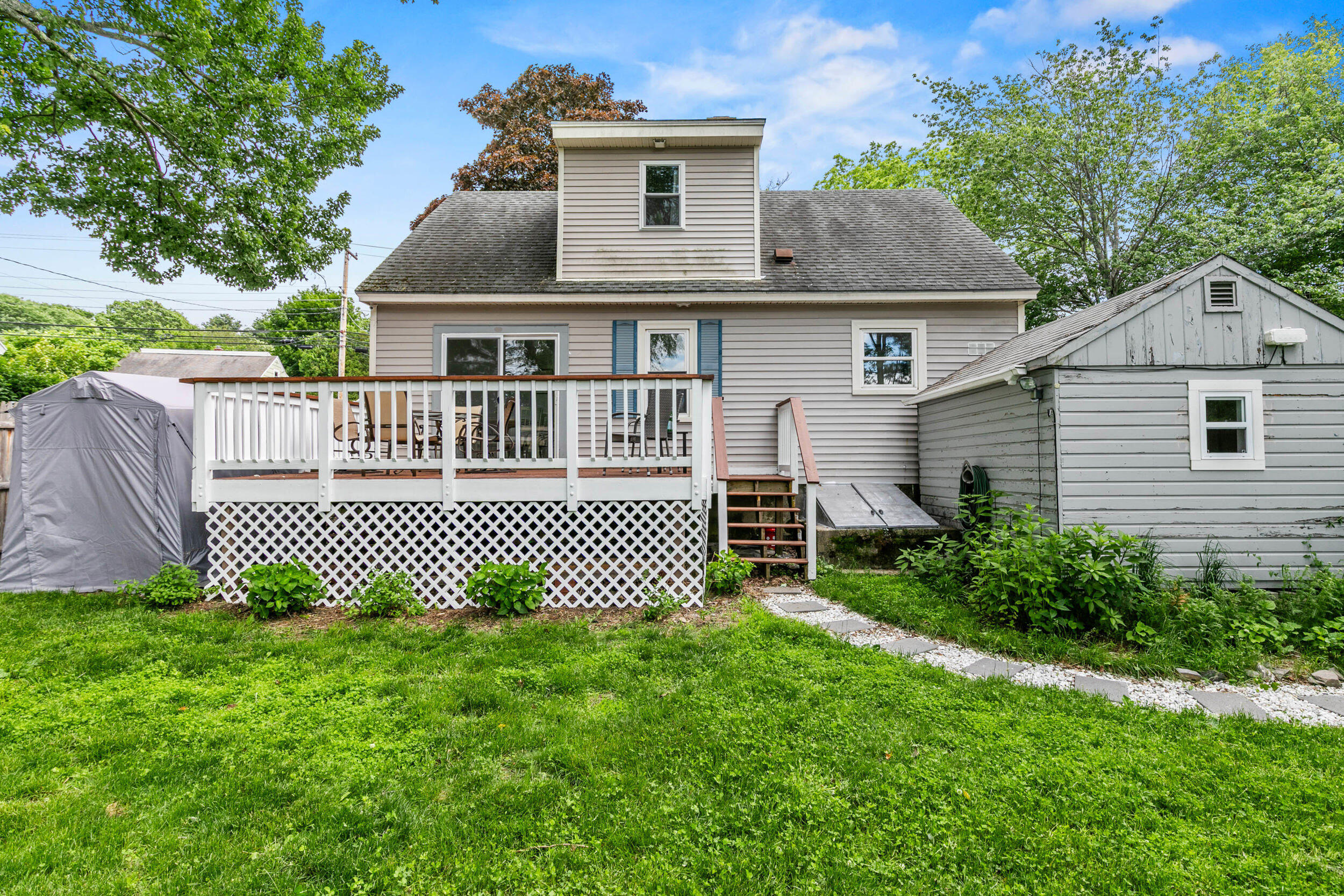 799 Highland Avenue Property Photo 6