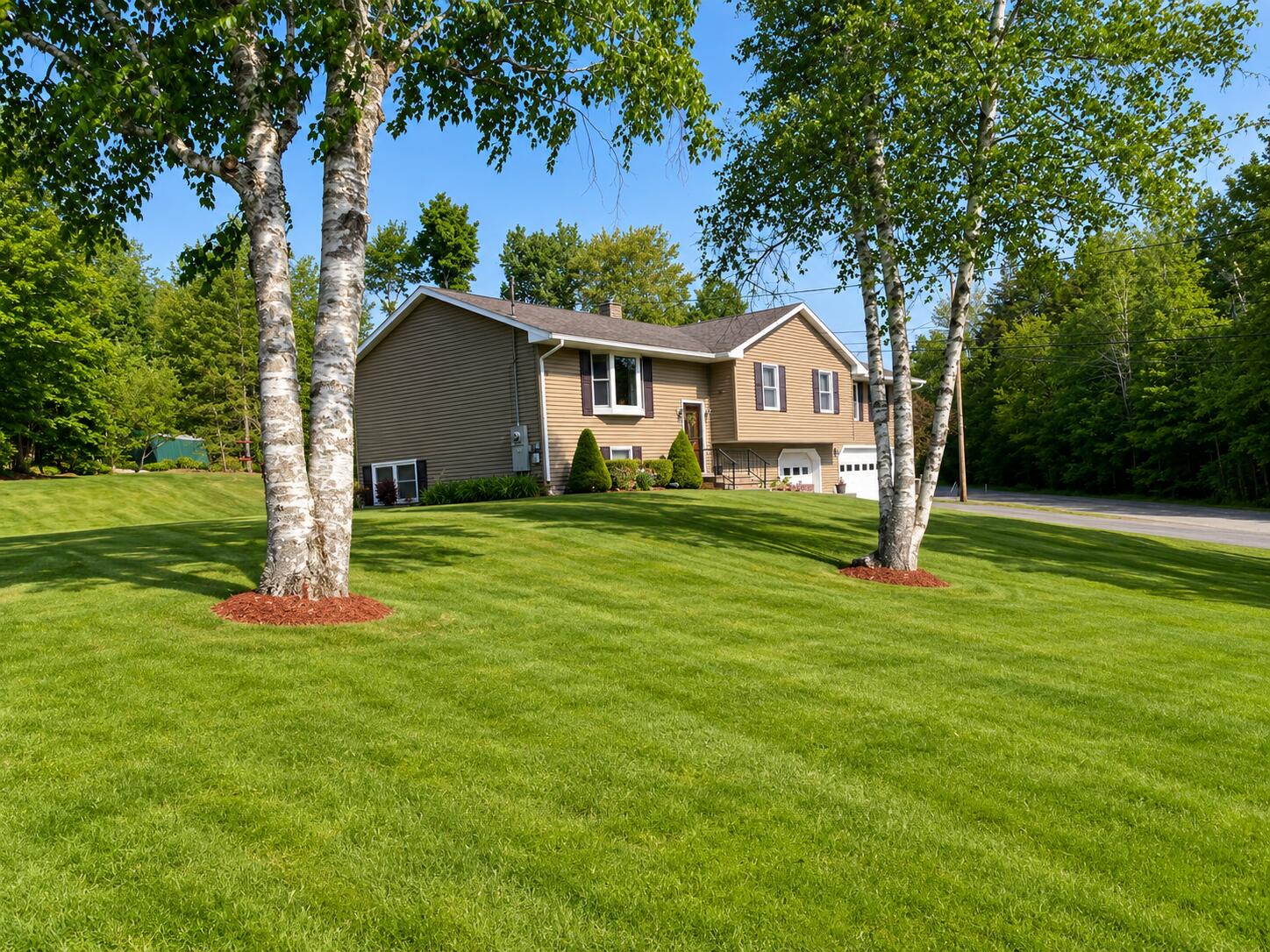 5 Michael Drive Property Photo 2