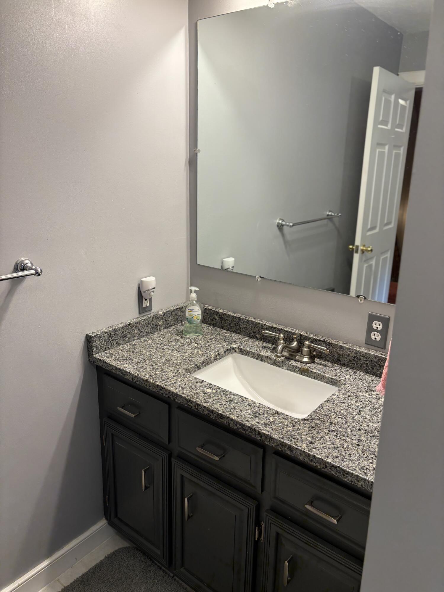 597 Hartland Road Property Photo 30