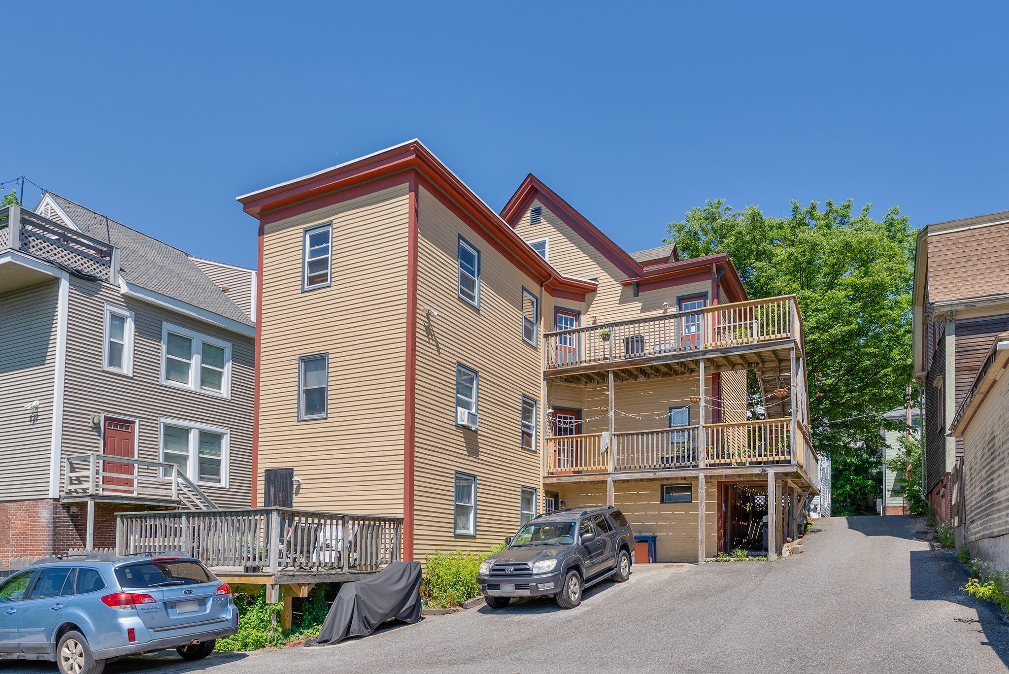 224 Valley Street Property Photo 2