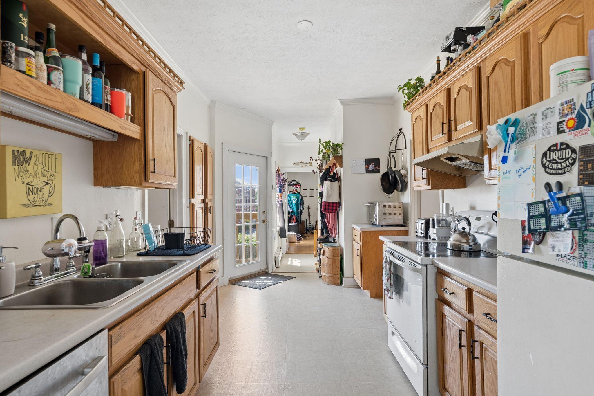 224 Valley Street Property Photo 8
