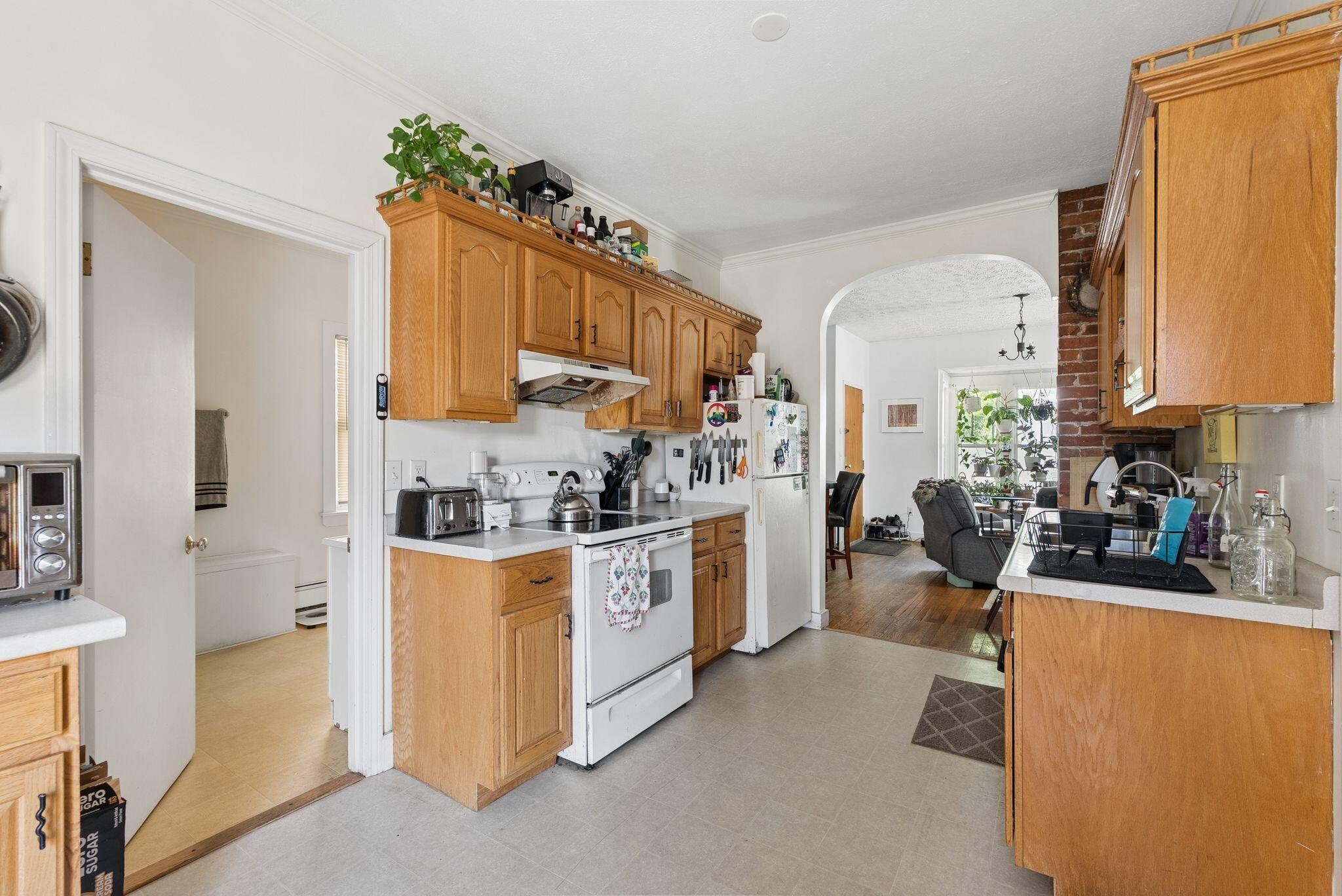 224 Valley Street Property Photo 10