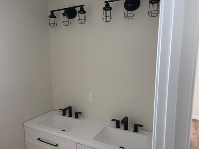48 Jessica Way Property Photo 10