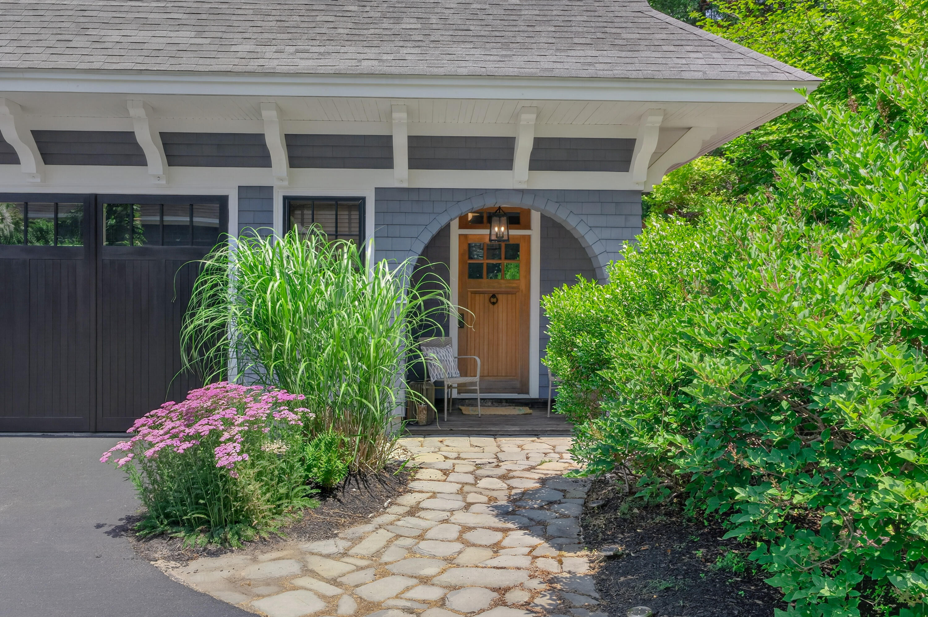 19 Tiger Lily Lane Property Photo 6