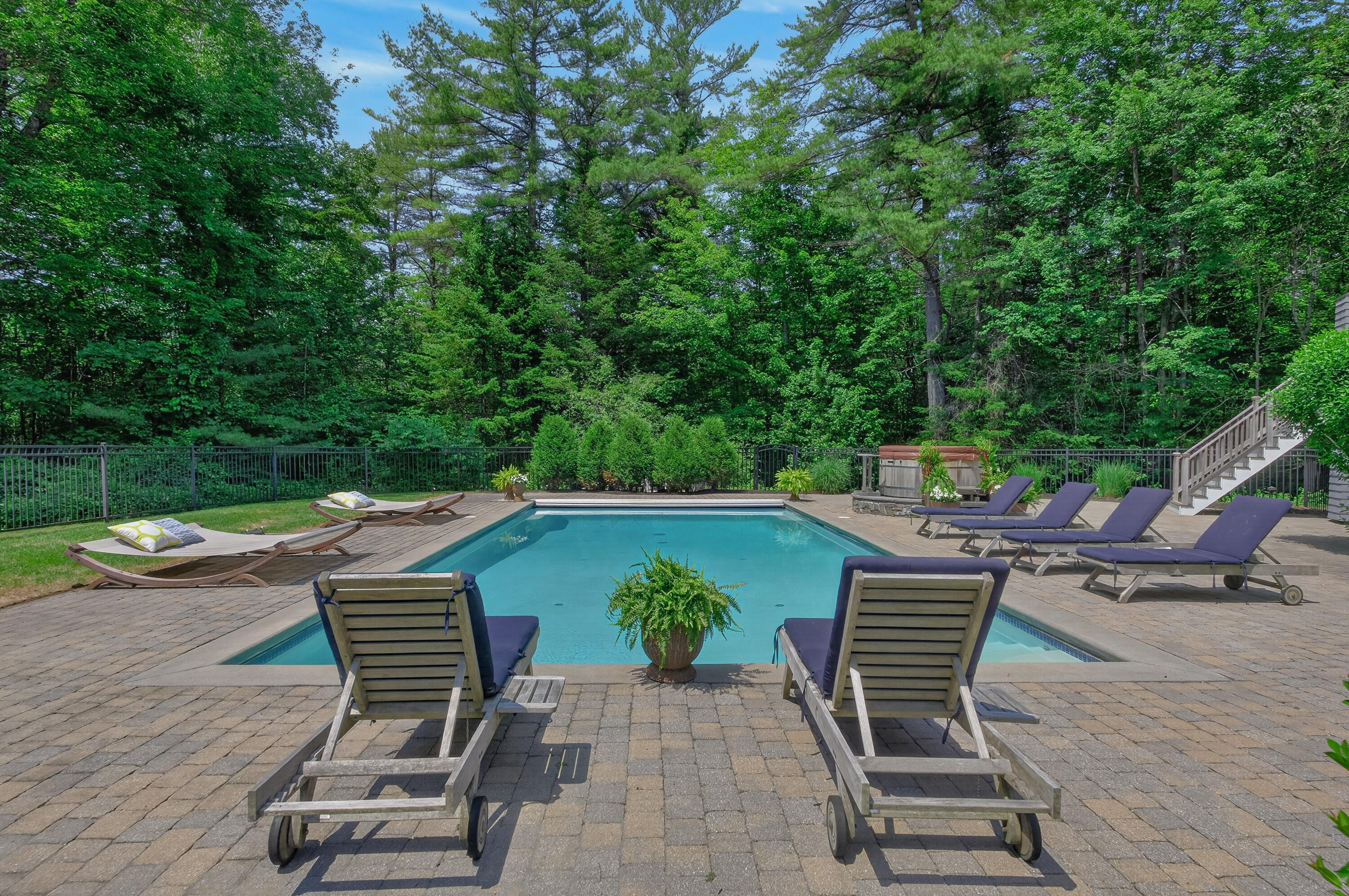 19 Tiger Lily Lane Property Photo 44