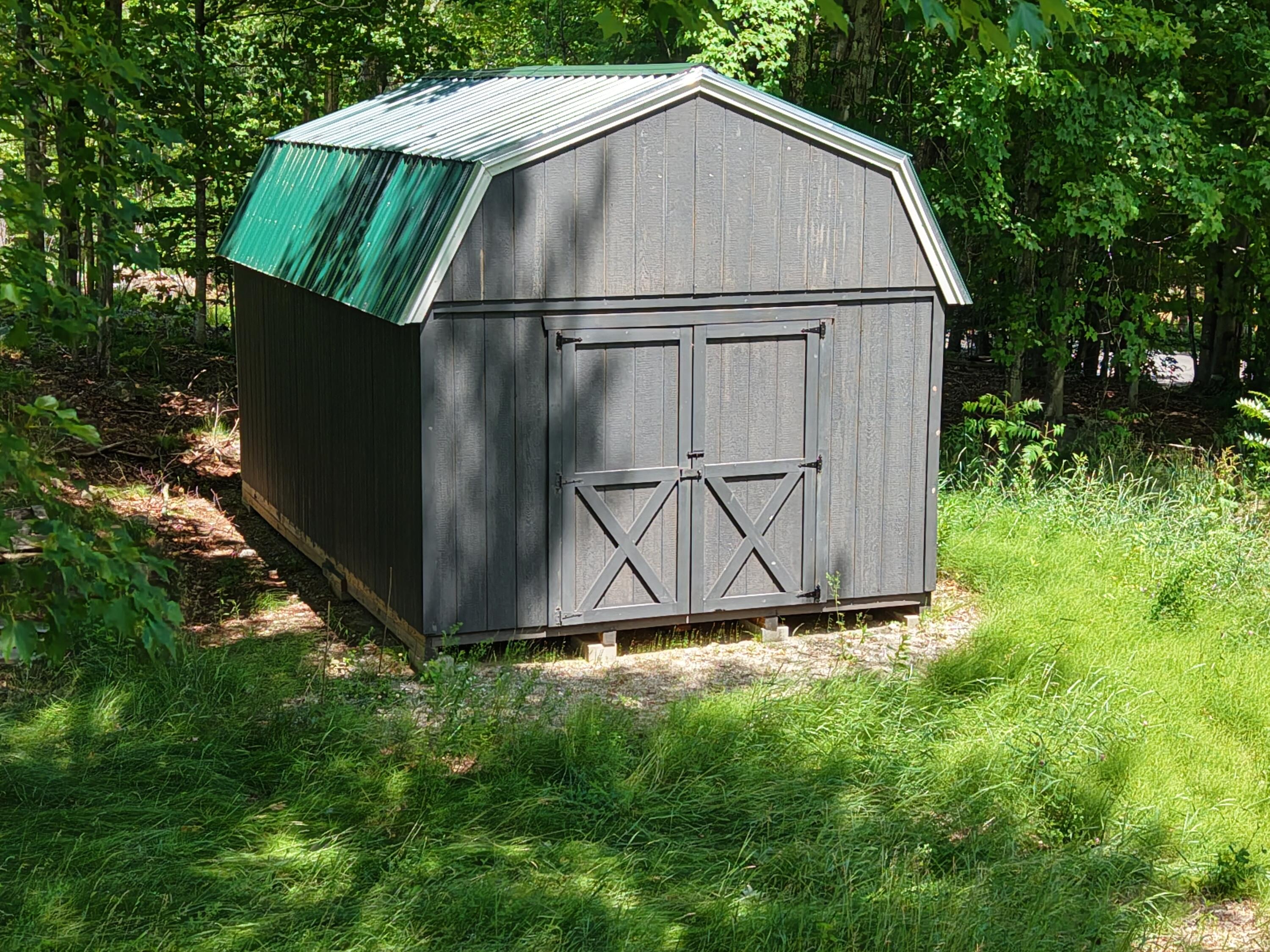 Multiple Quaker Ridge Road Property Photo 68