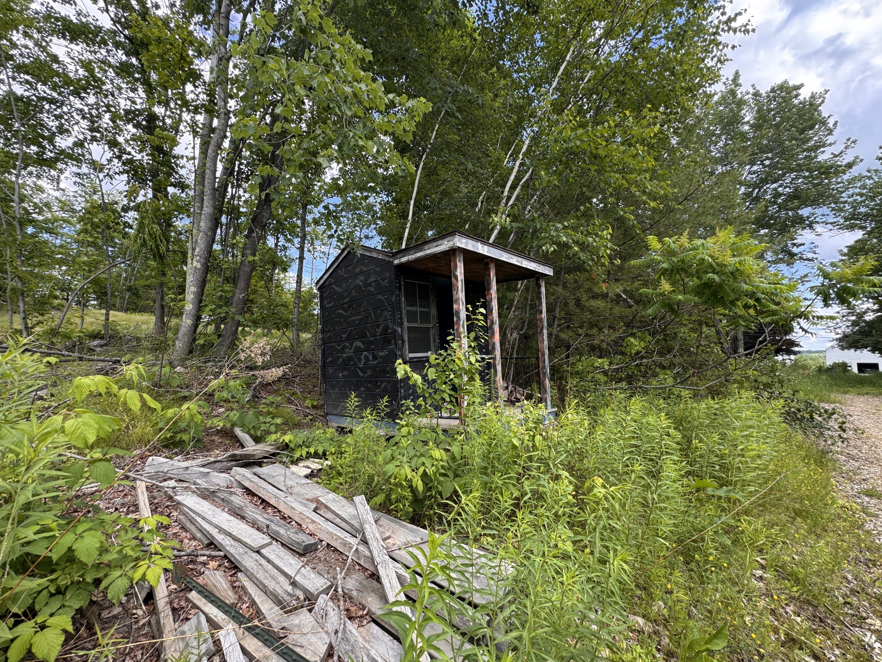 Multiple Quaker Ridge Road Property Photo 69