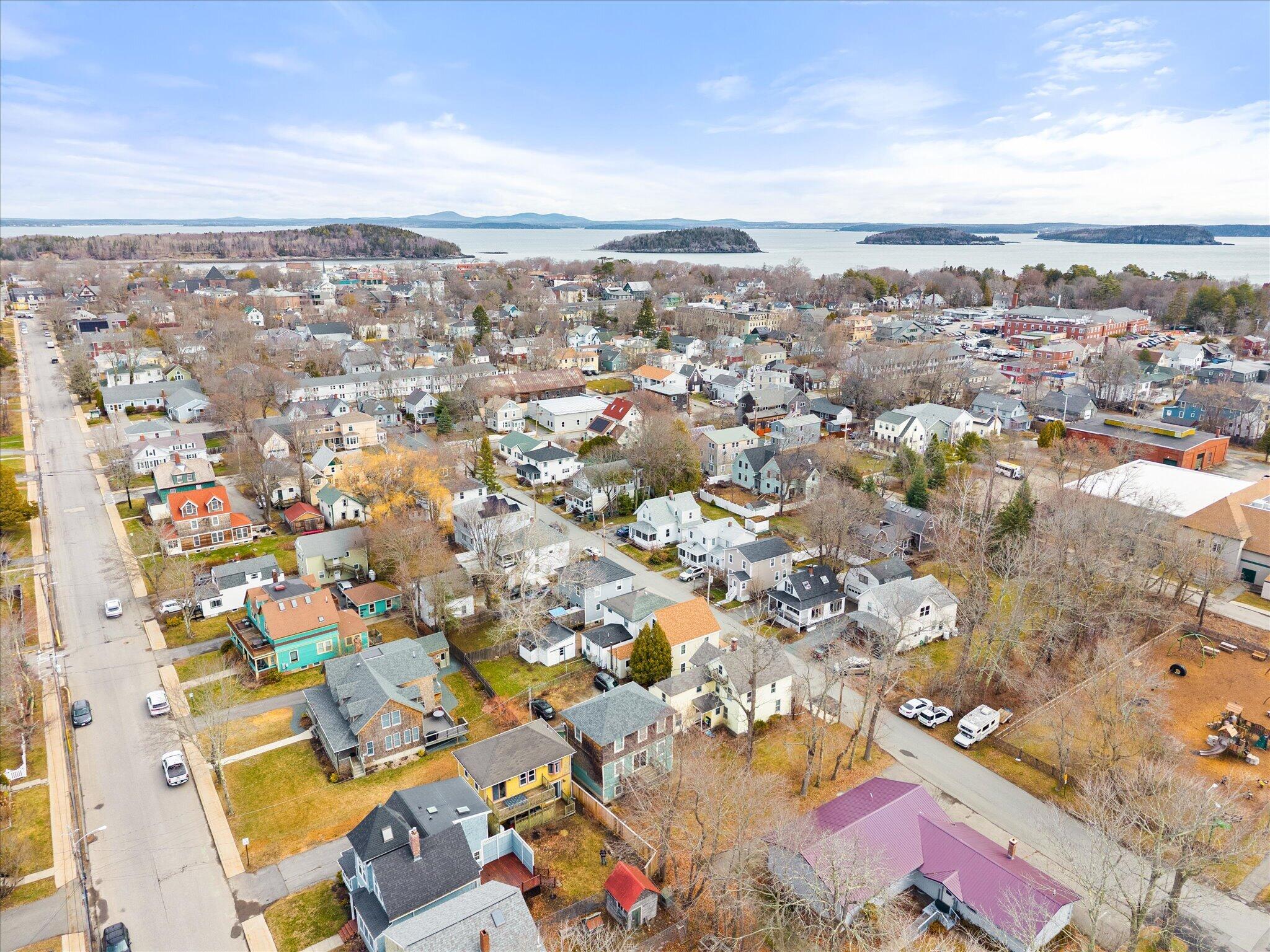 78 Ledgelawn Avenue Property Photo 10