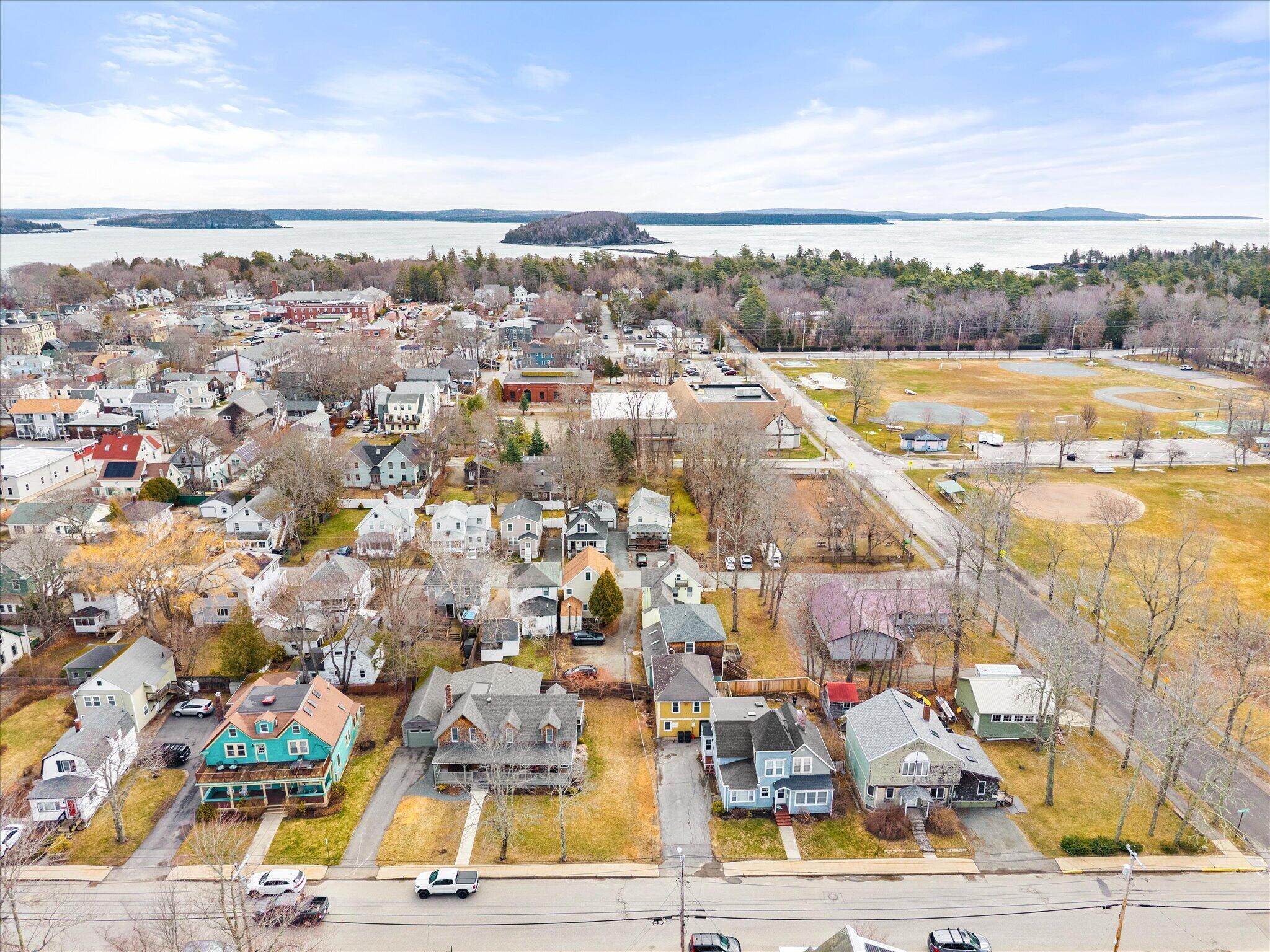 78 Ledgelawn Avenue Property Photo 11