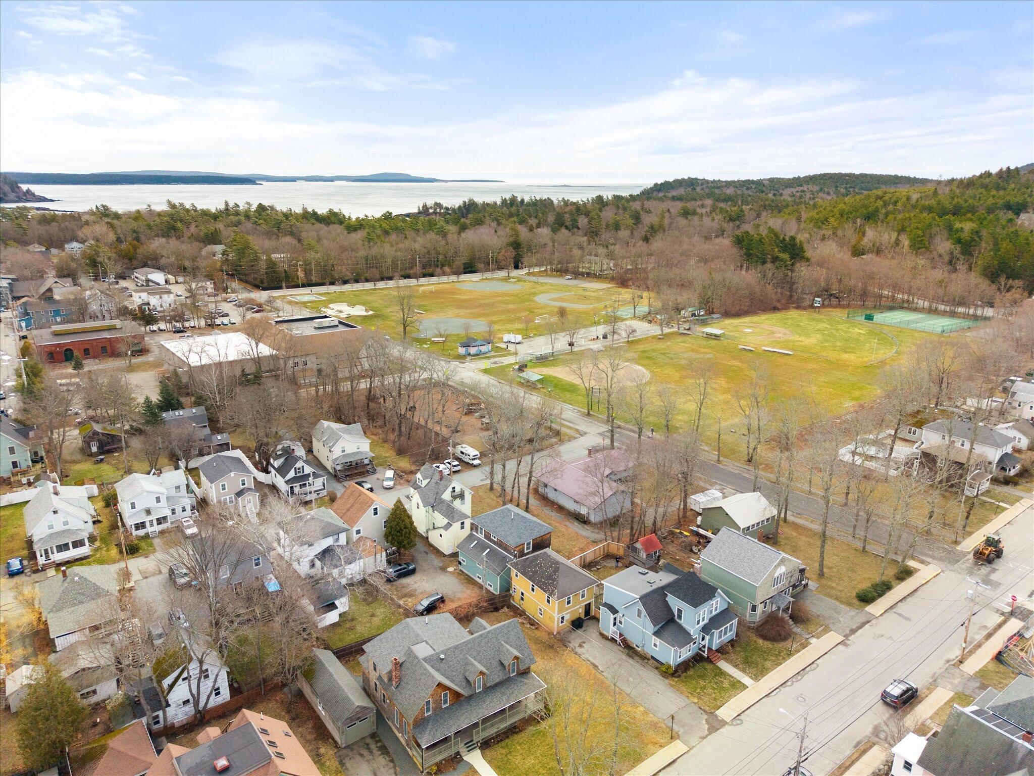78 Ledgelawn Avenue Property Photo 12