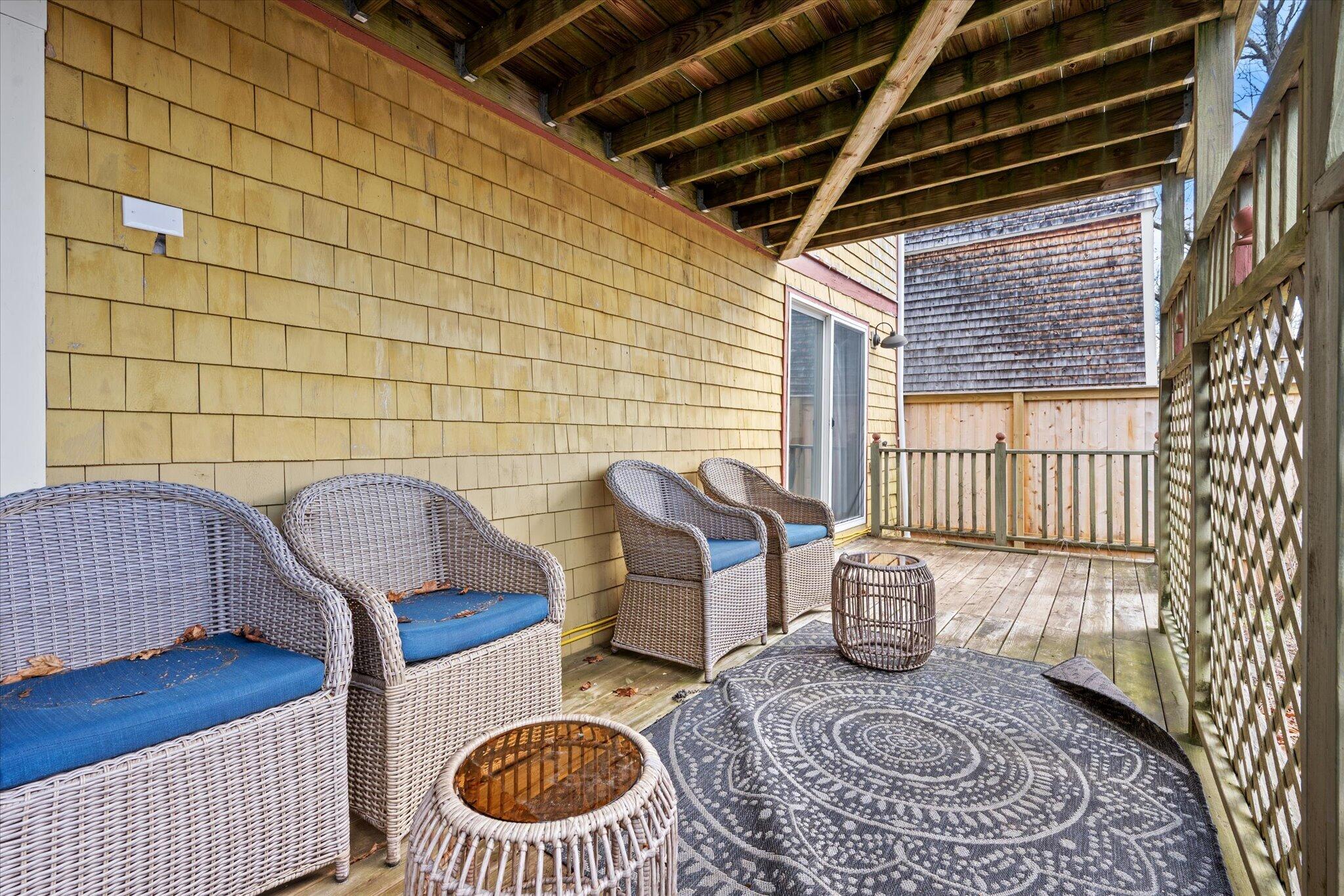 78 Ledgelawn Avenue Property Photo 35
