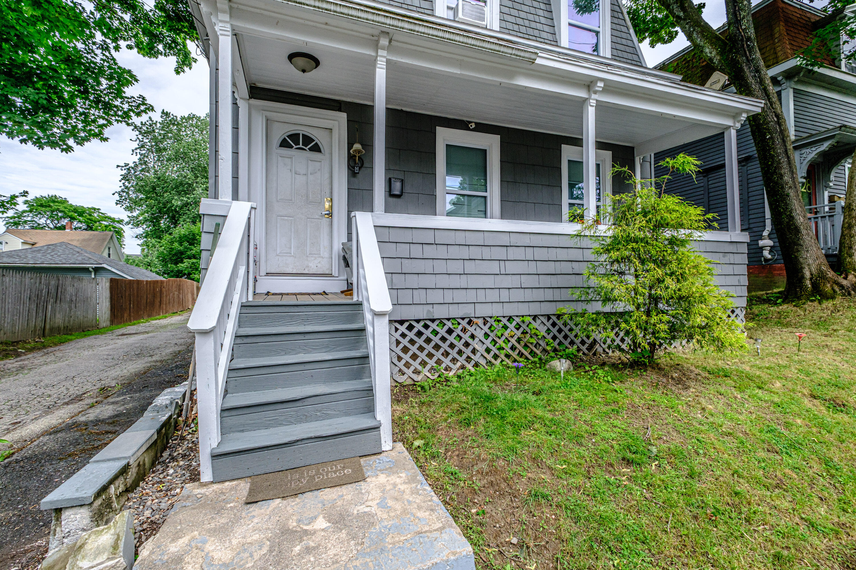 124 Brackett Street Property Photo 1