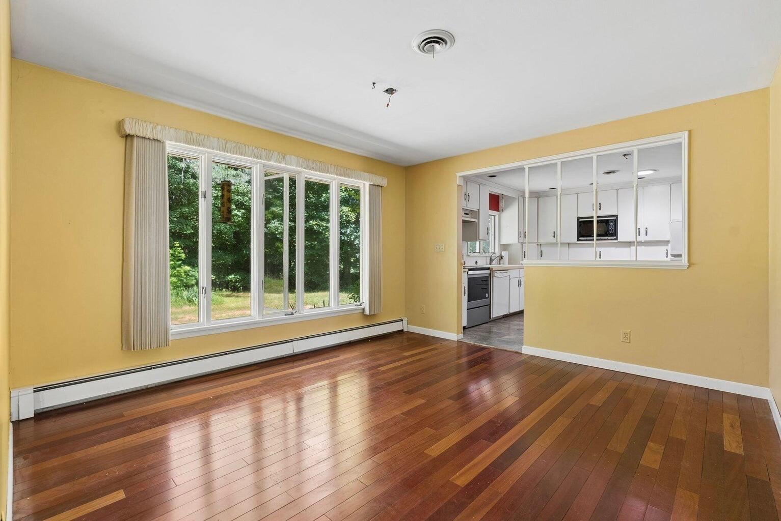 52 Robinson Gardens Property Photo 8